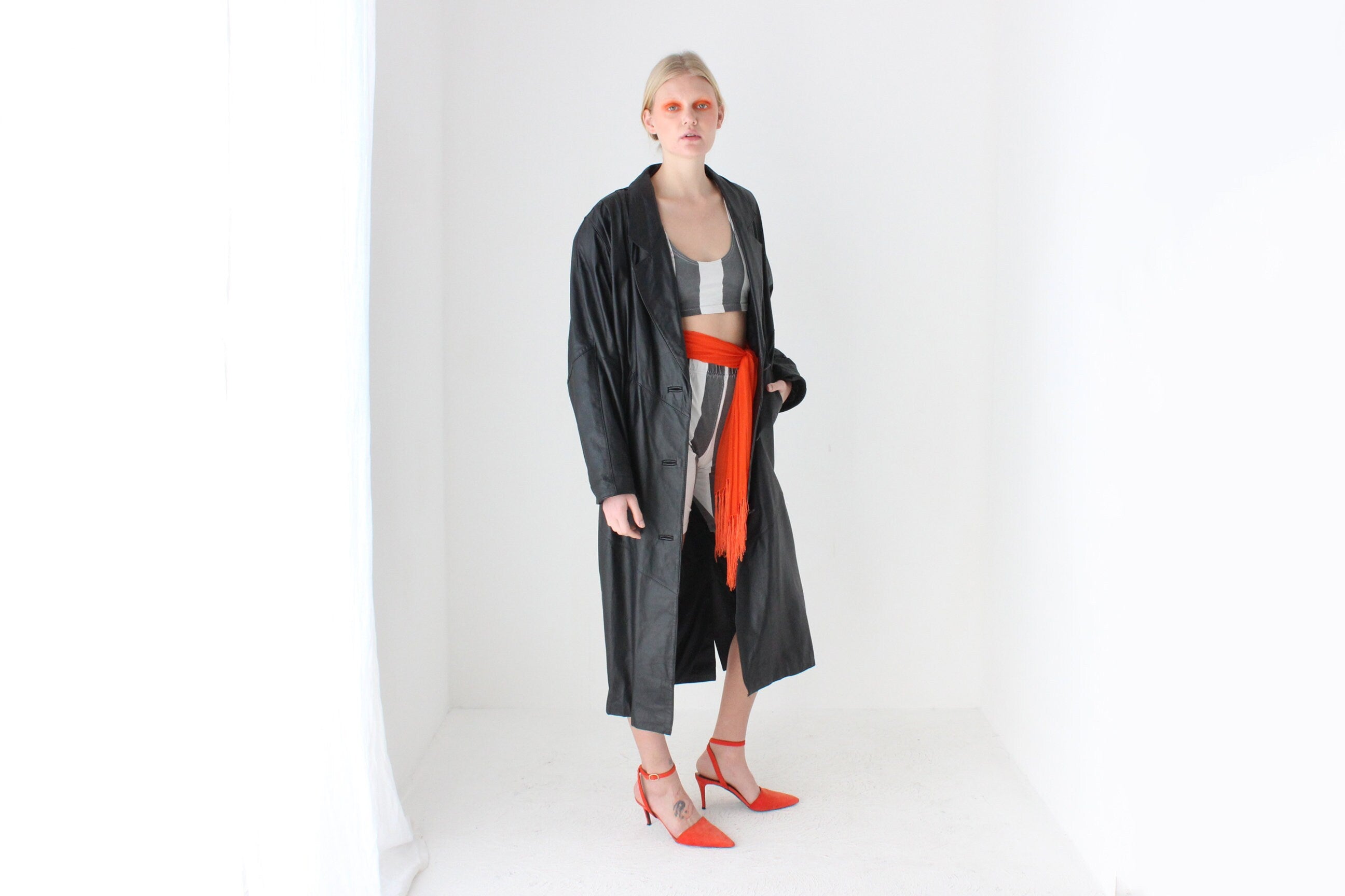 80s {Genuine Leather} Relaxed & Roomy Black Trench Coat