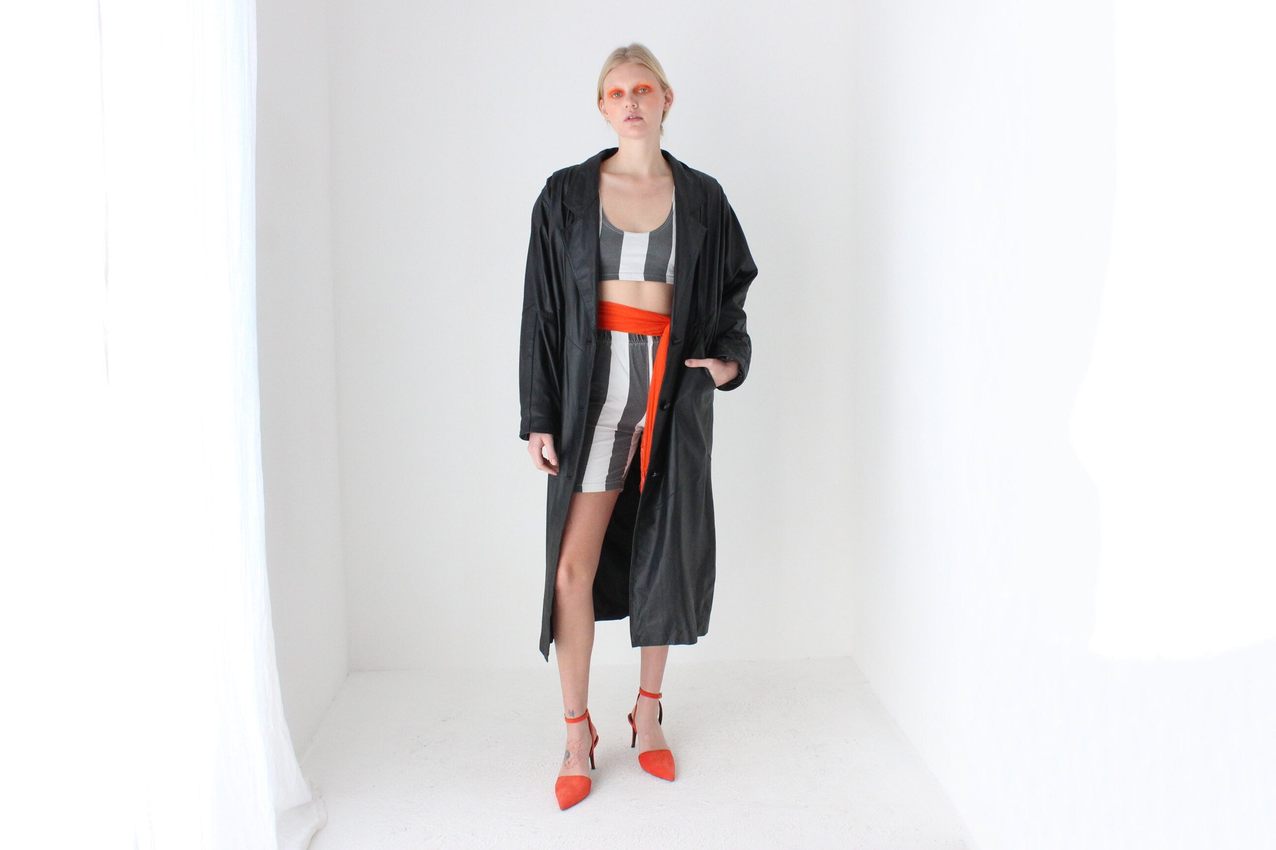 80s {Genuine Leather} Relaxed & Roomy Black Trench Coat