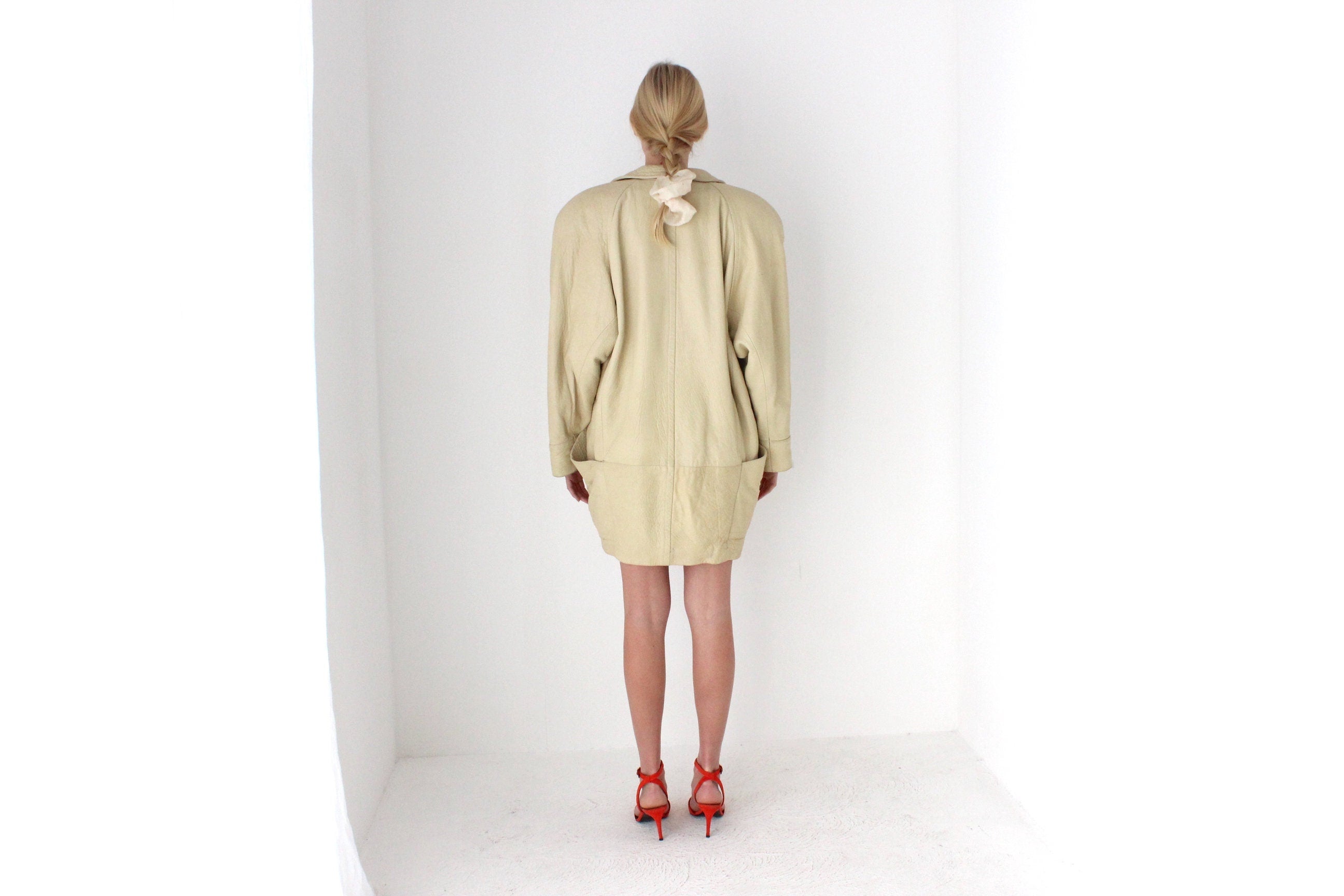 80s Vakko Bold Shoulder Neutral Leather Coat