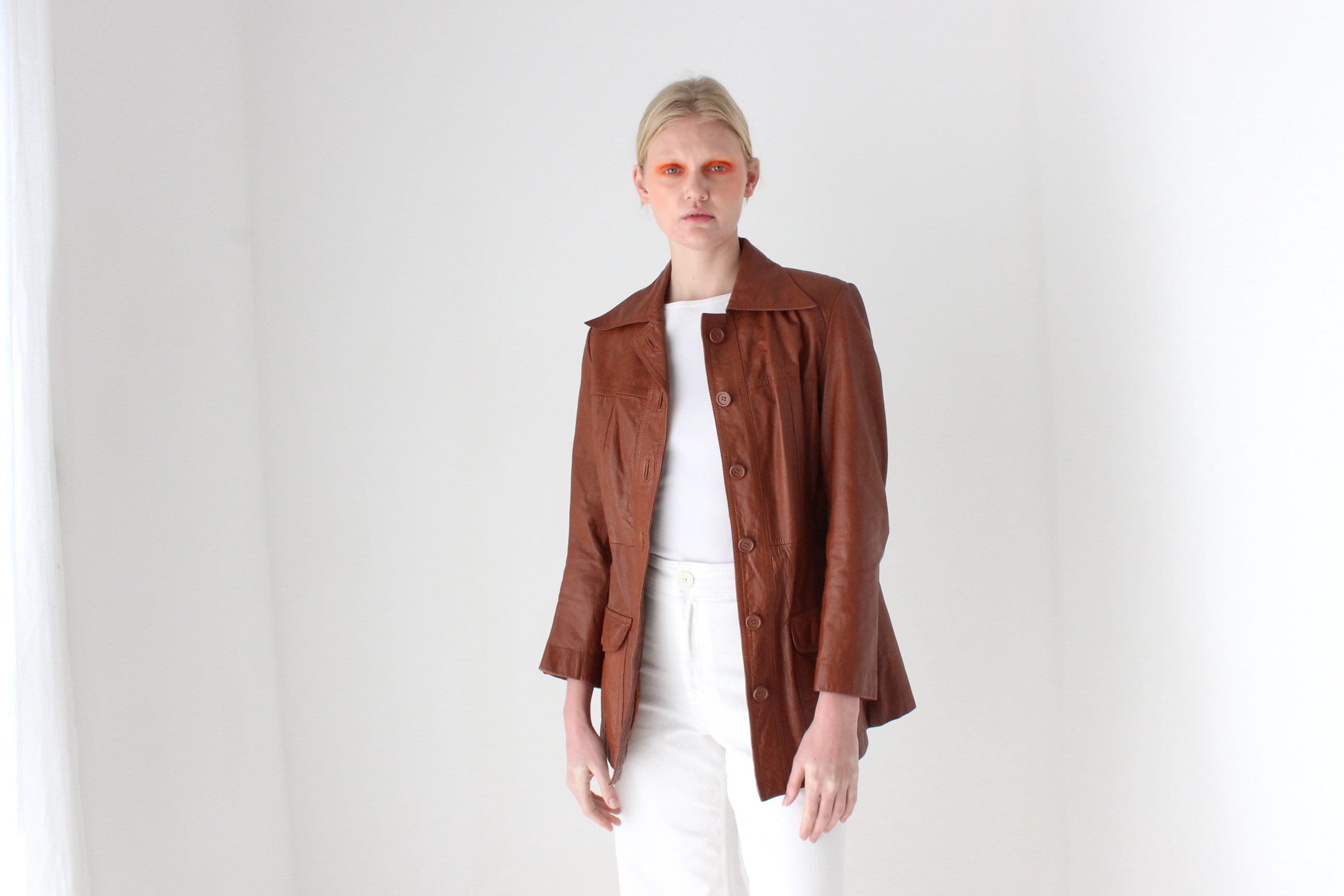 True 1970s Chestnut Brown Fitted Leather Button Up Coat