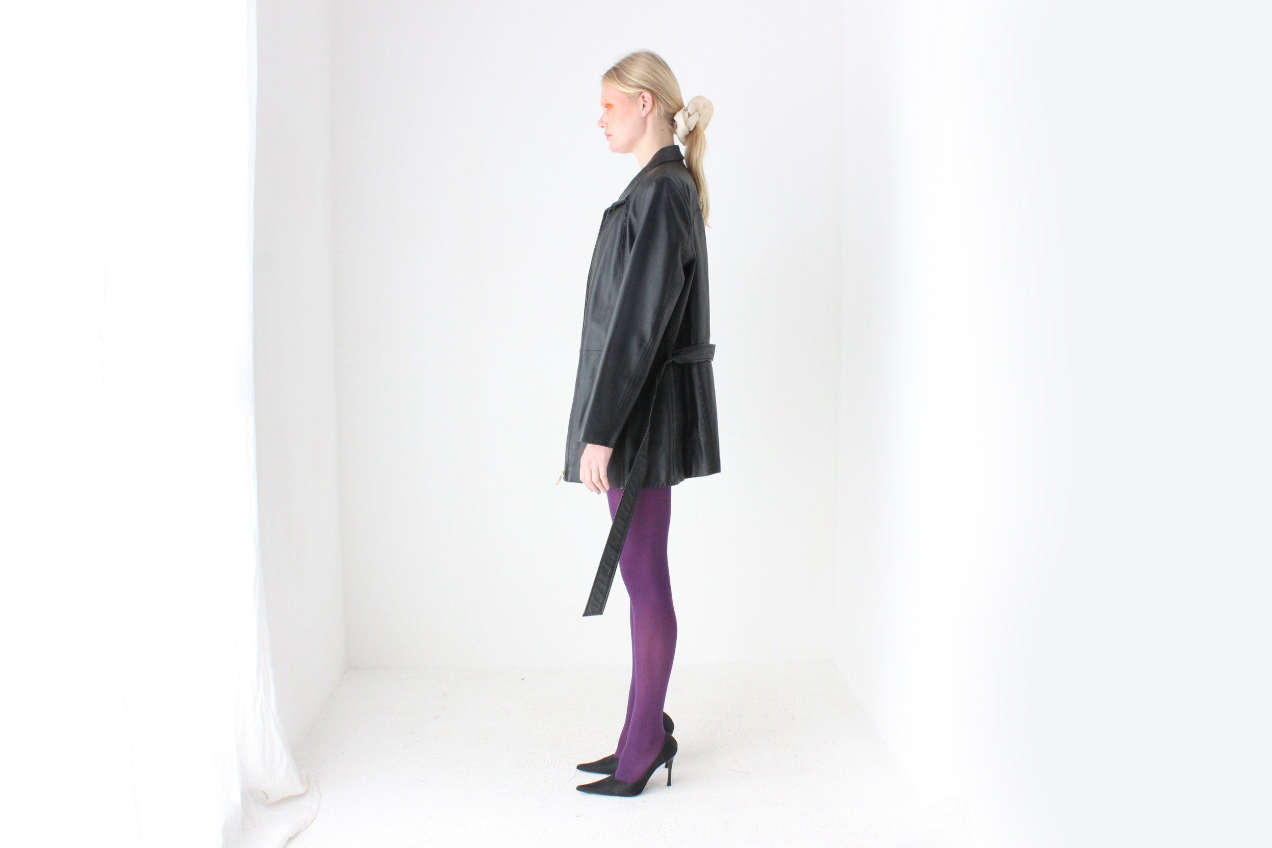 90s Leather Black Classic Minimal Zip Front Jacket w/ Waist Tie