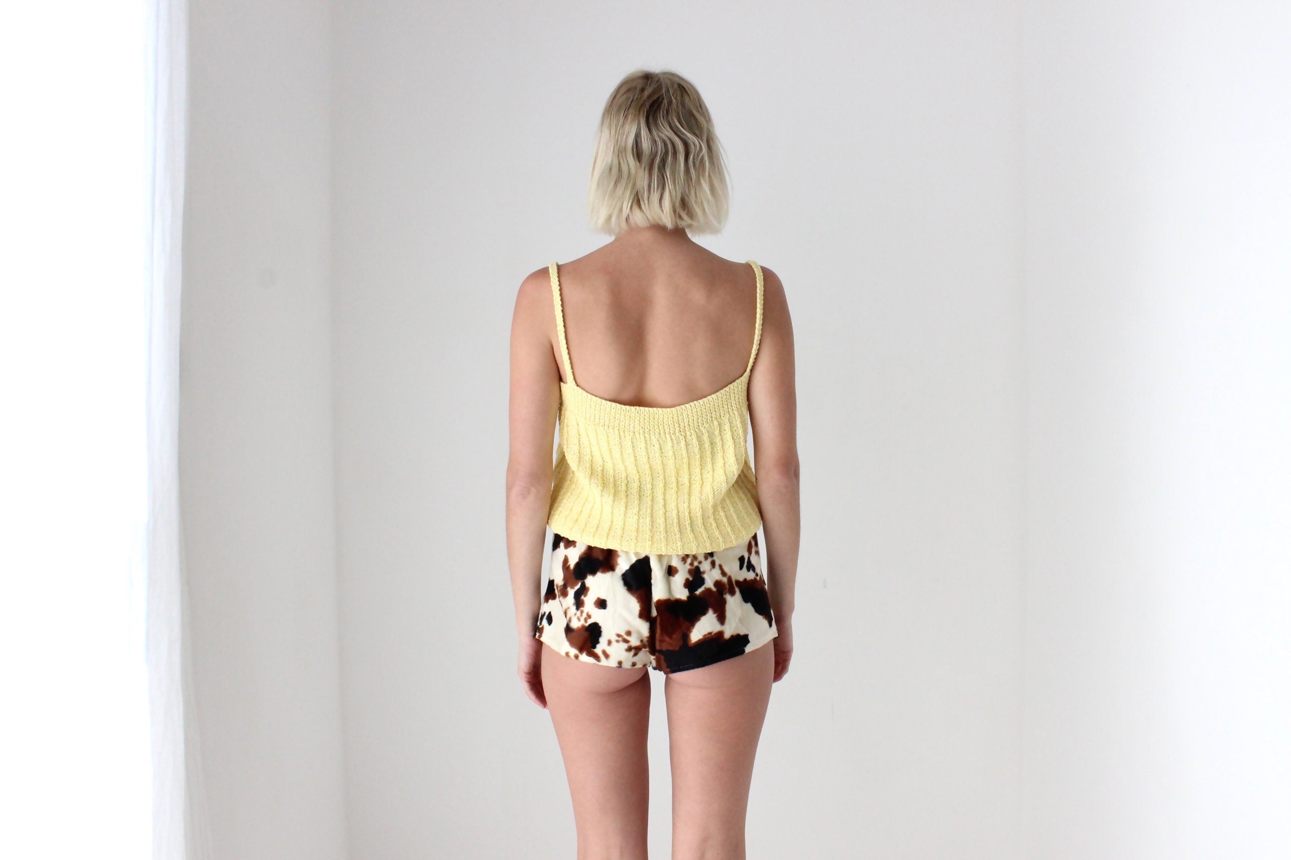 Adorable 80s Hand Knit Lemon Tank