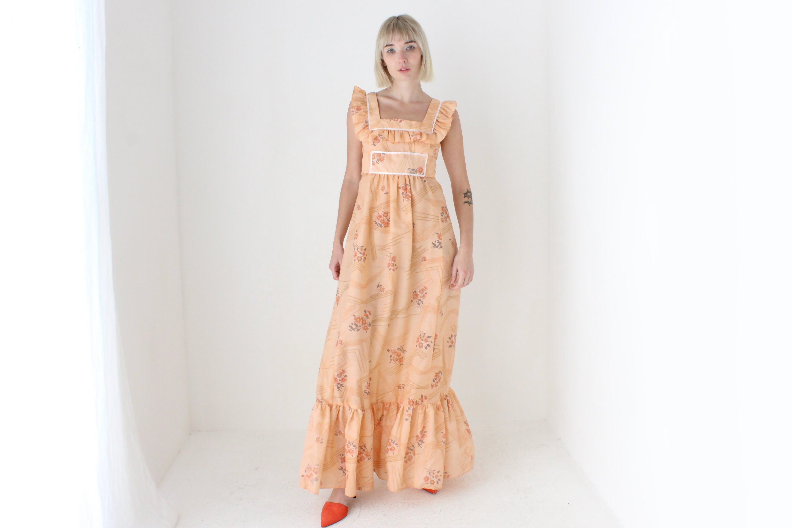 Sweetest 70s Cottagecore Ruffle Garden Party Dress