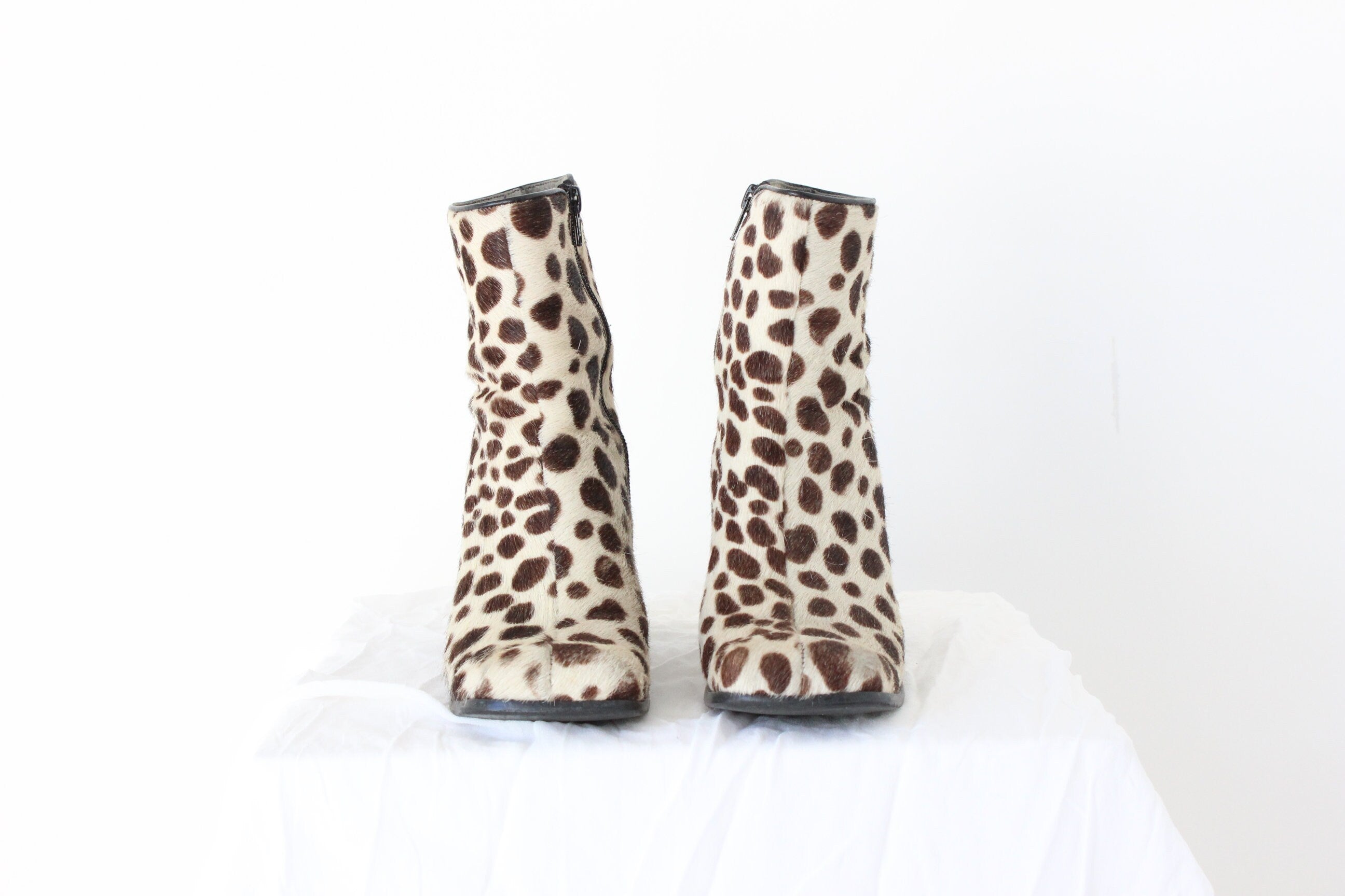 90s Pony Fur / Calfskin Polka Dot Animal Spot Boots - Euro 39