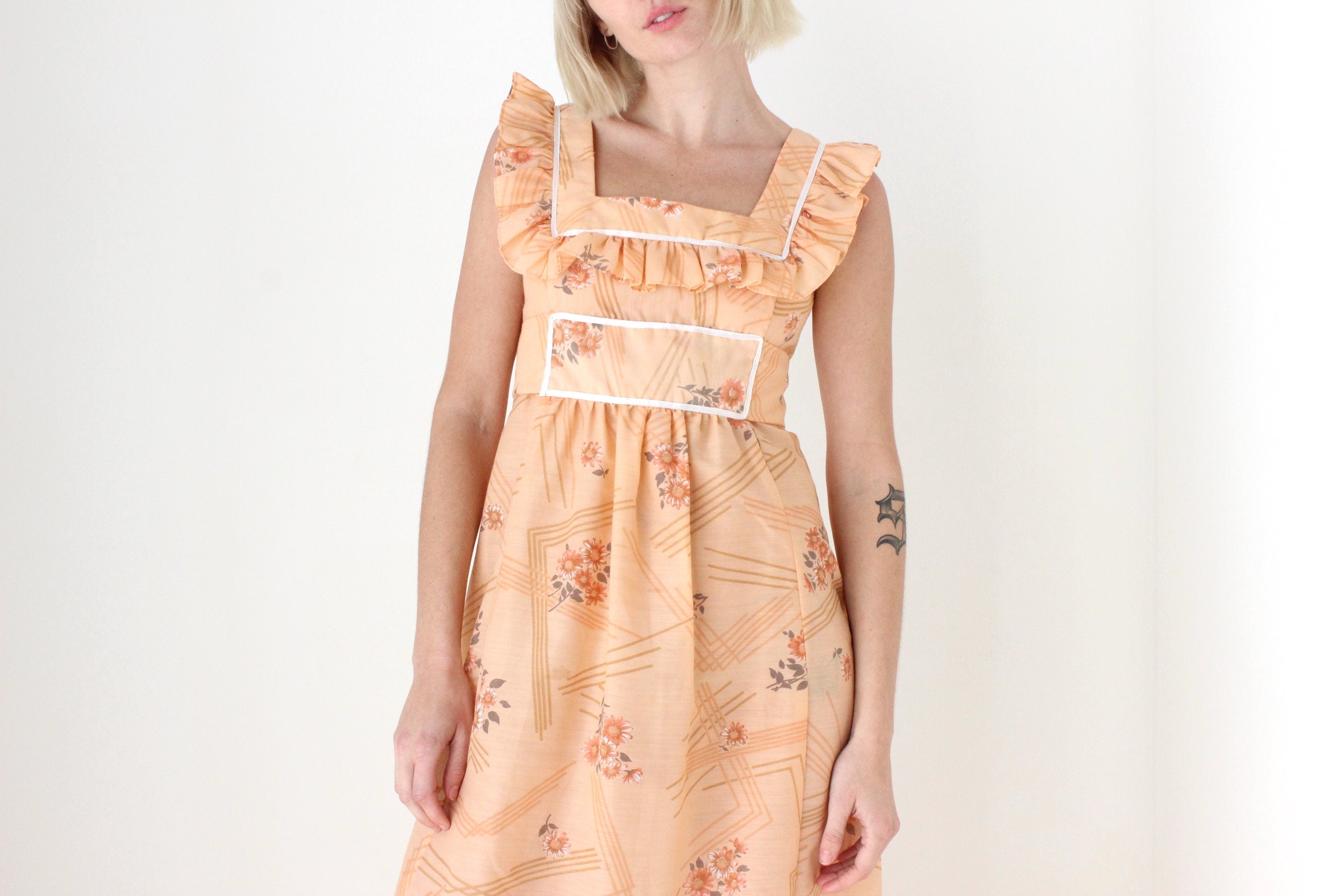 Sweetest 70s Cottagecore Ruffle Garden Party Dress