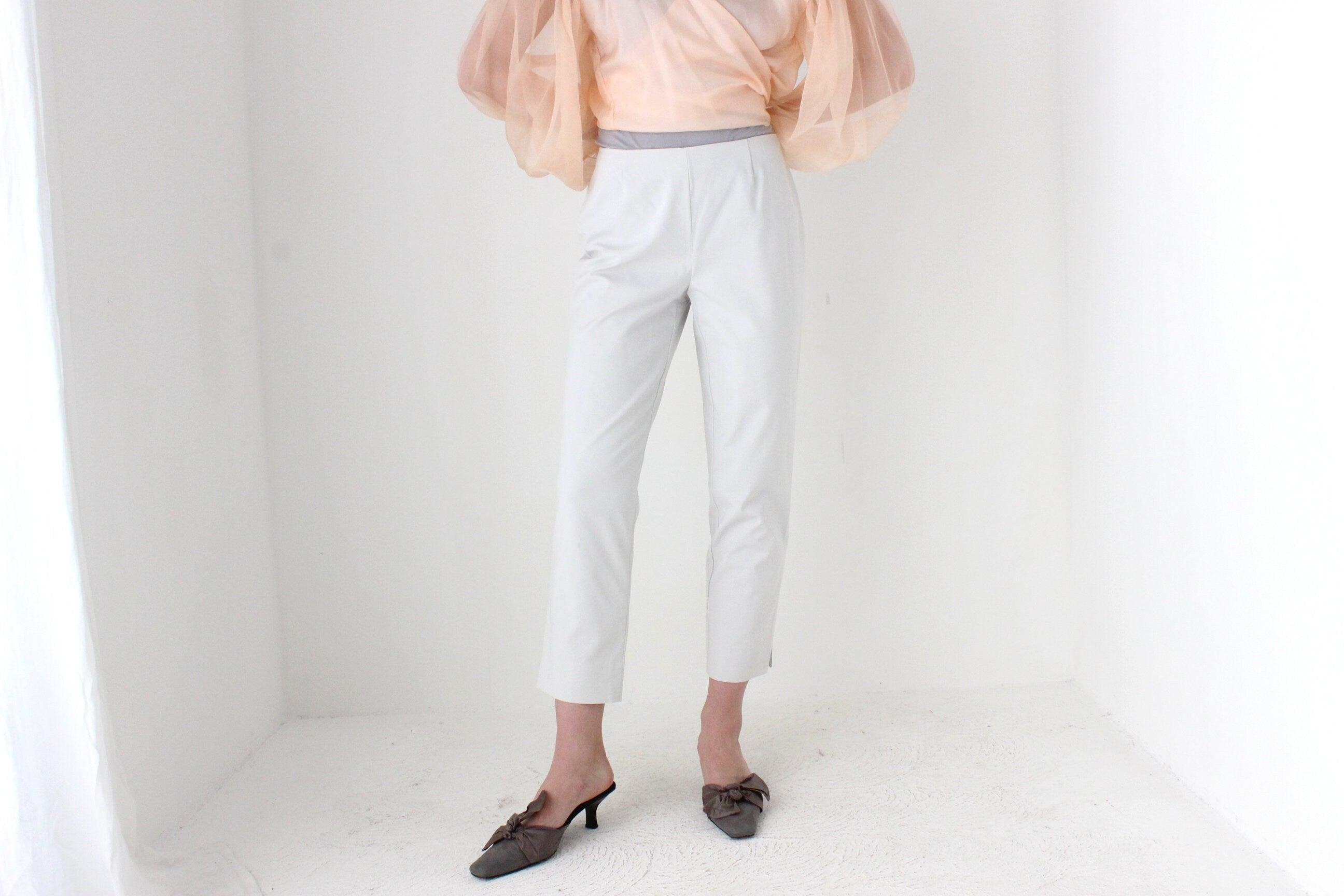 BALLETCORE Layfayette 148 Neutral Capri Pants