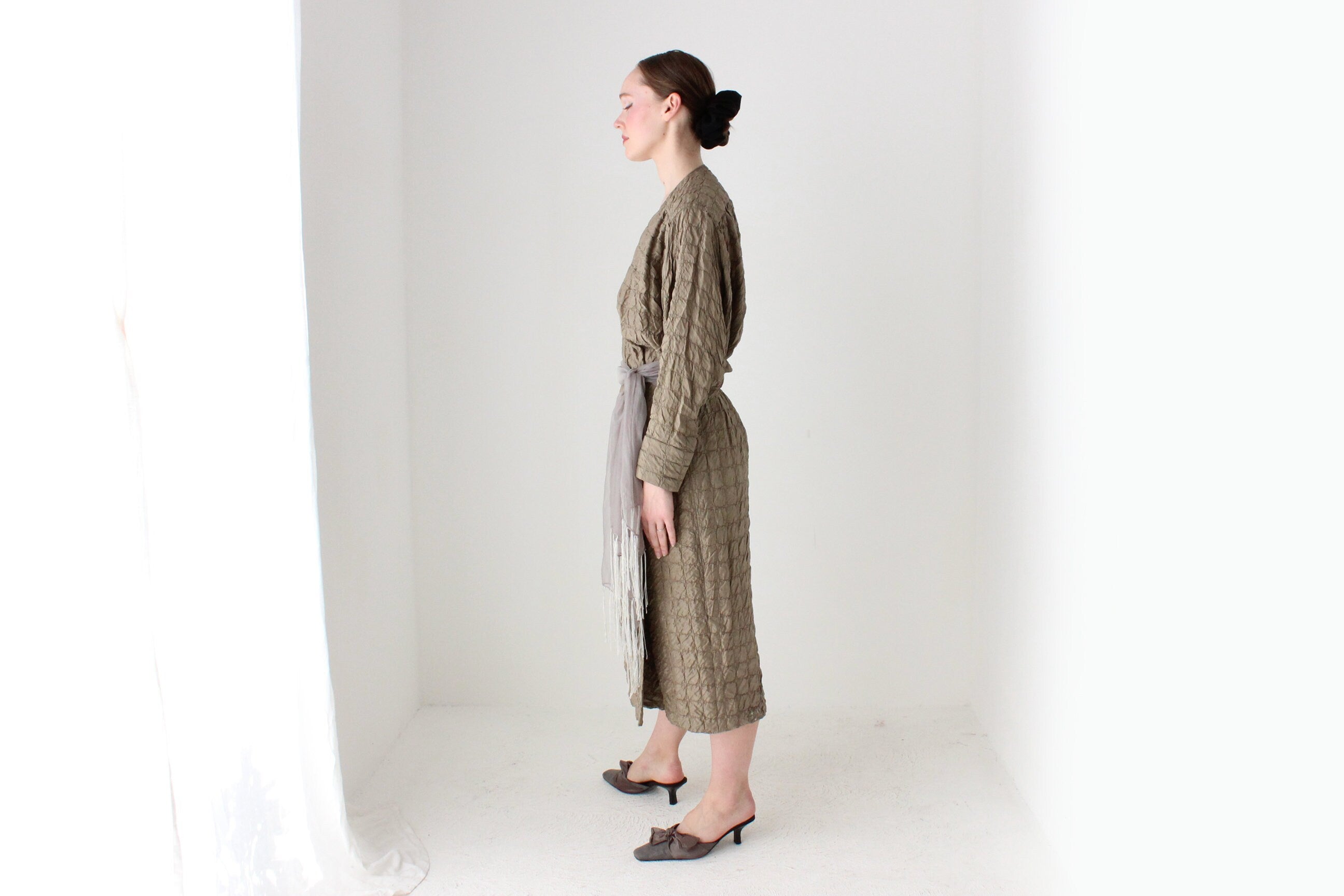 BALLETCORE 80s Pure Silk Textured Batwing Plunge Wrap Dress