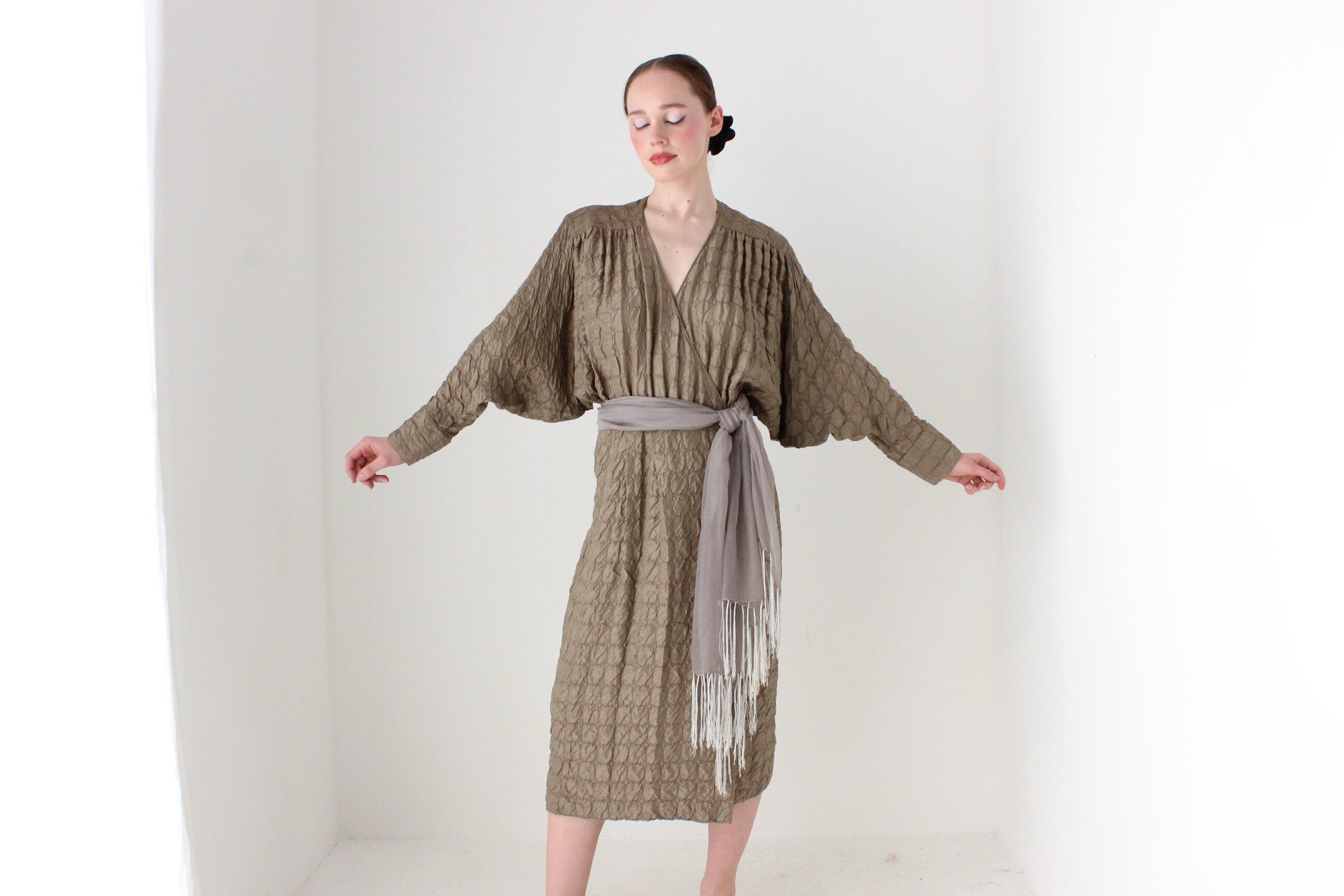 BALLETCORE 80s Pure Silk Textured Batwing Plunge Wrap Dress