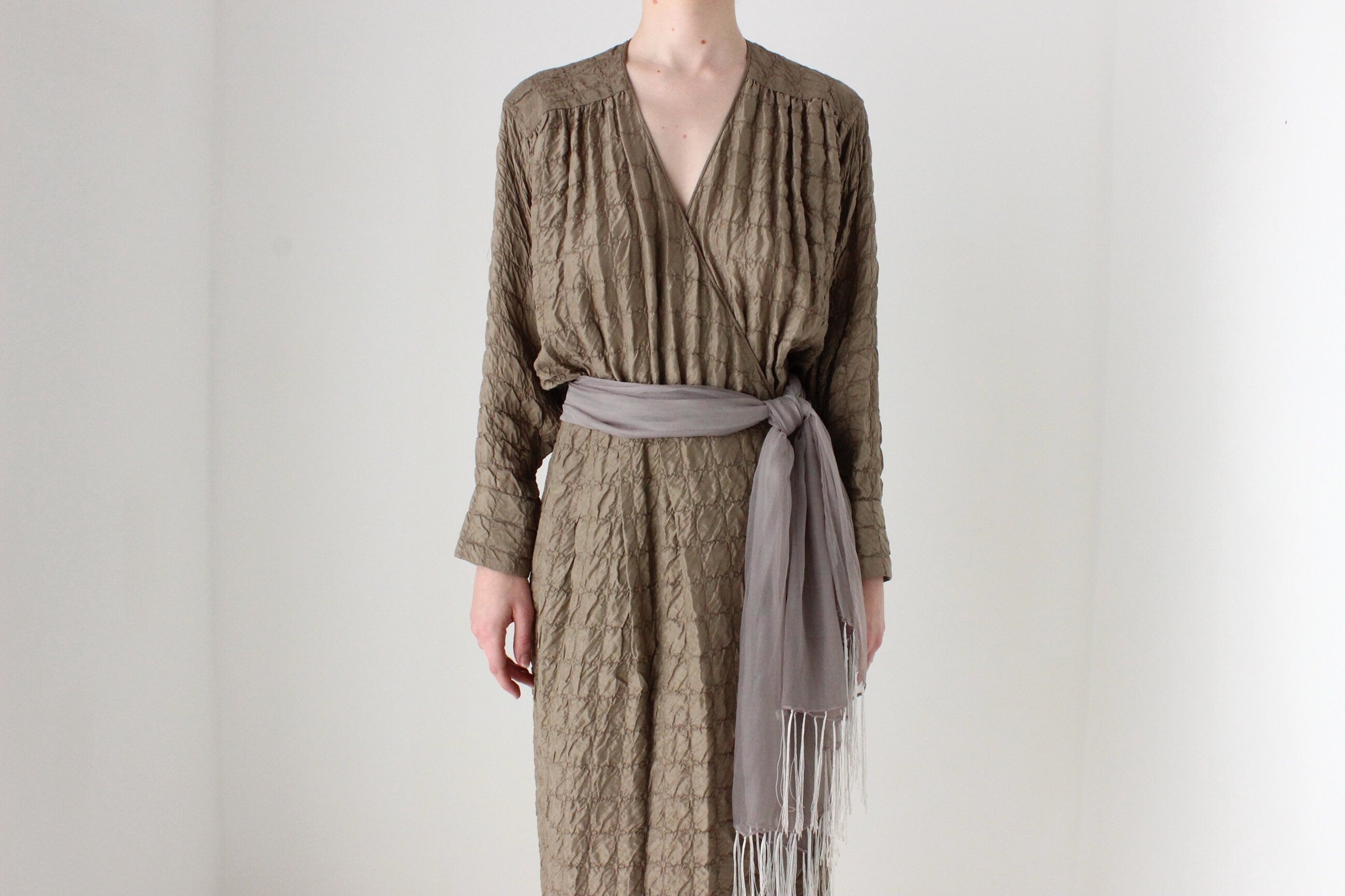 BALLETCORE 80s Pure Silk Textured Batwing Plunge Wrap Dress
