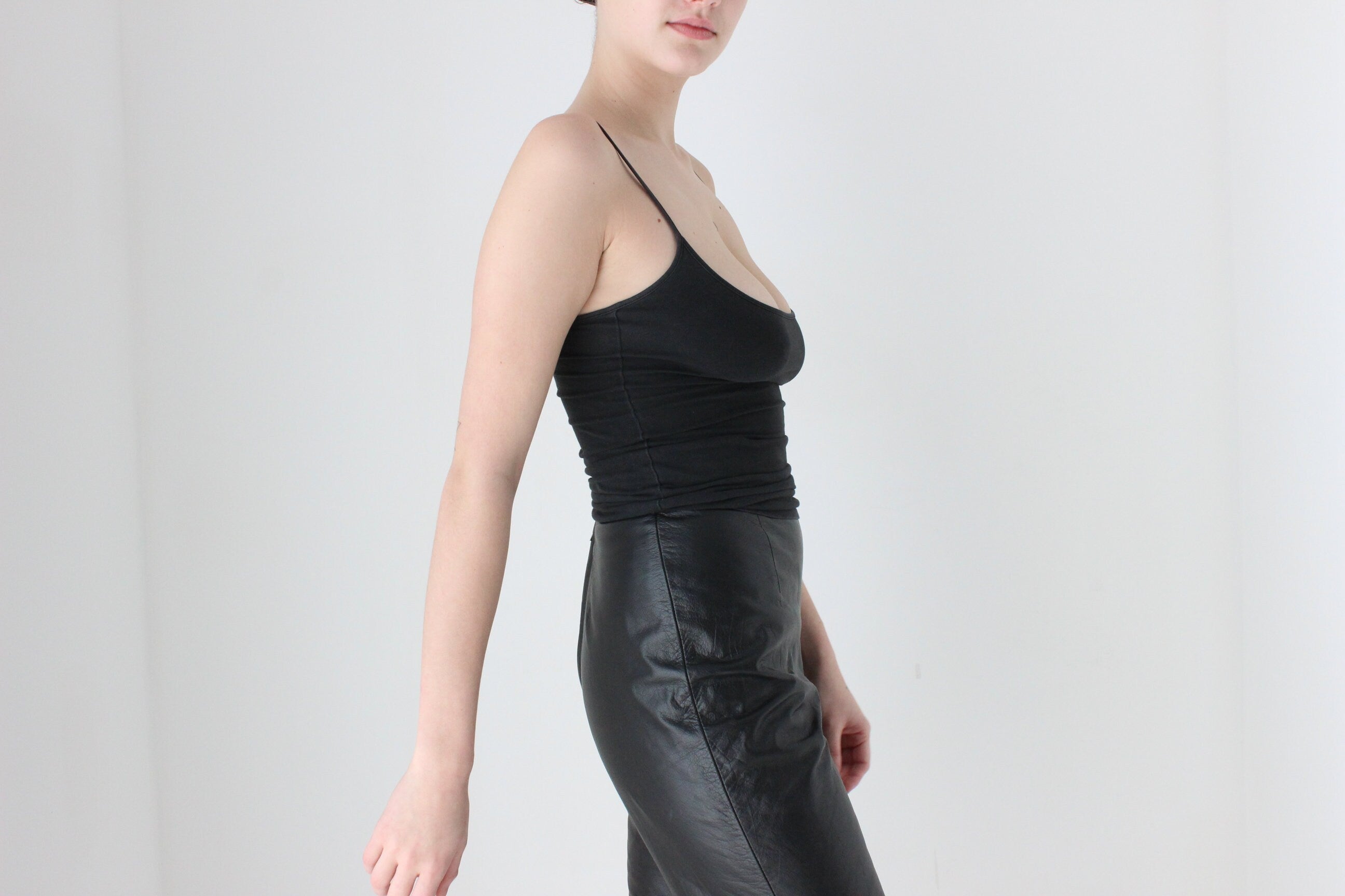 BALLETCORE 90s Minimal Cotton Lycra Scoop Neck Tank
