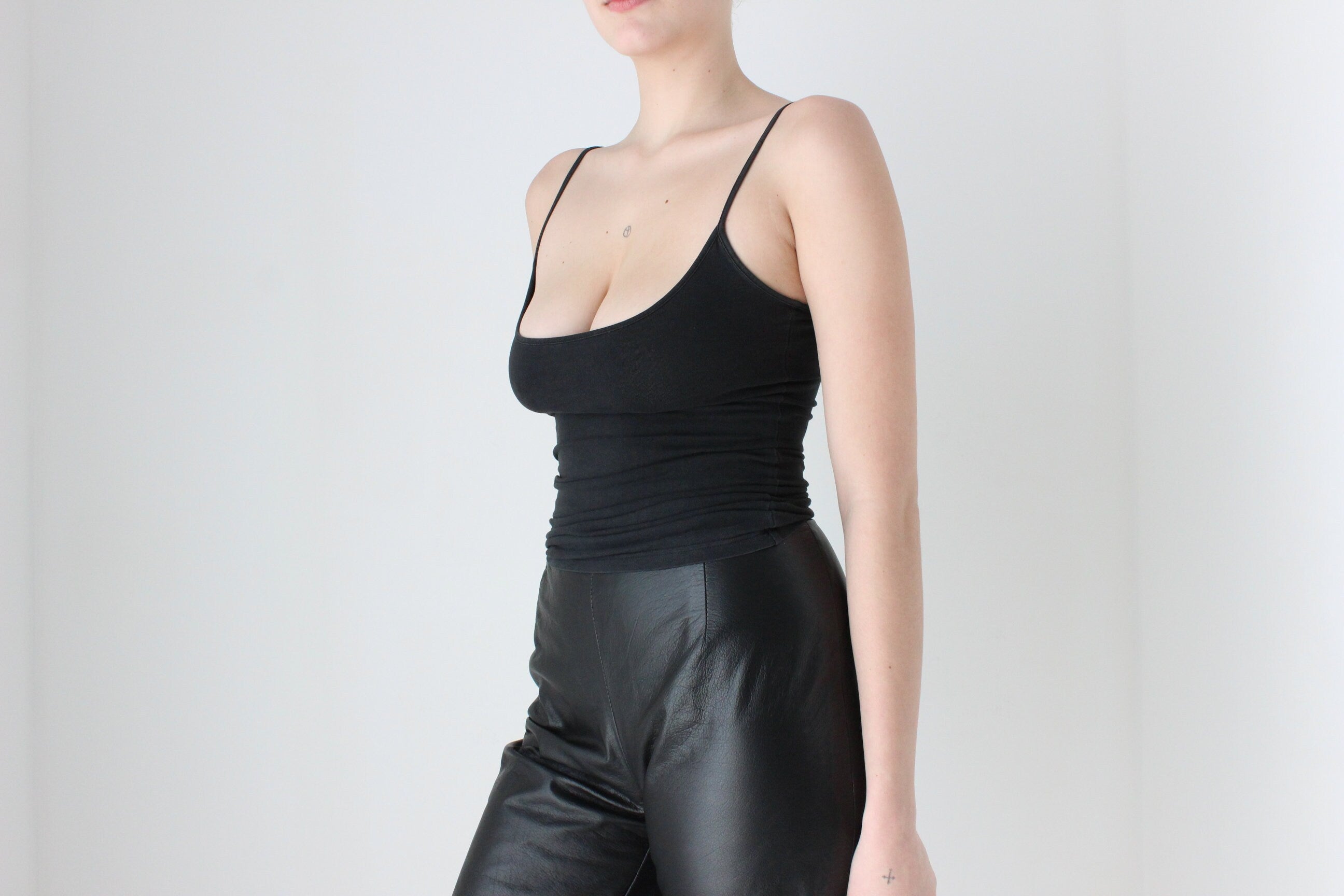 BALLETCORE 90s Minimal Cotton Lycra Scoop Neck Tank