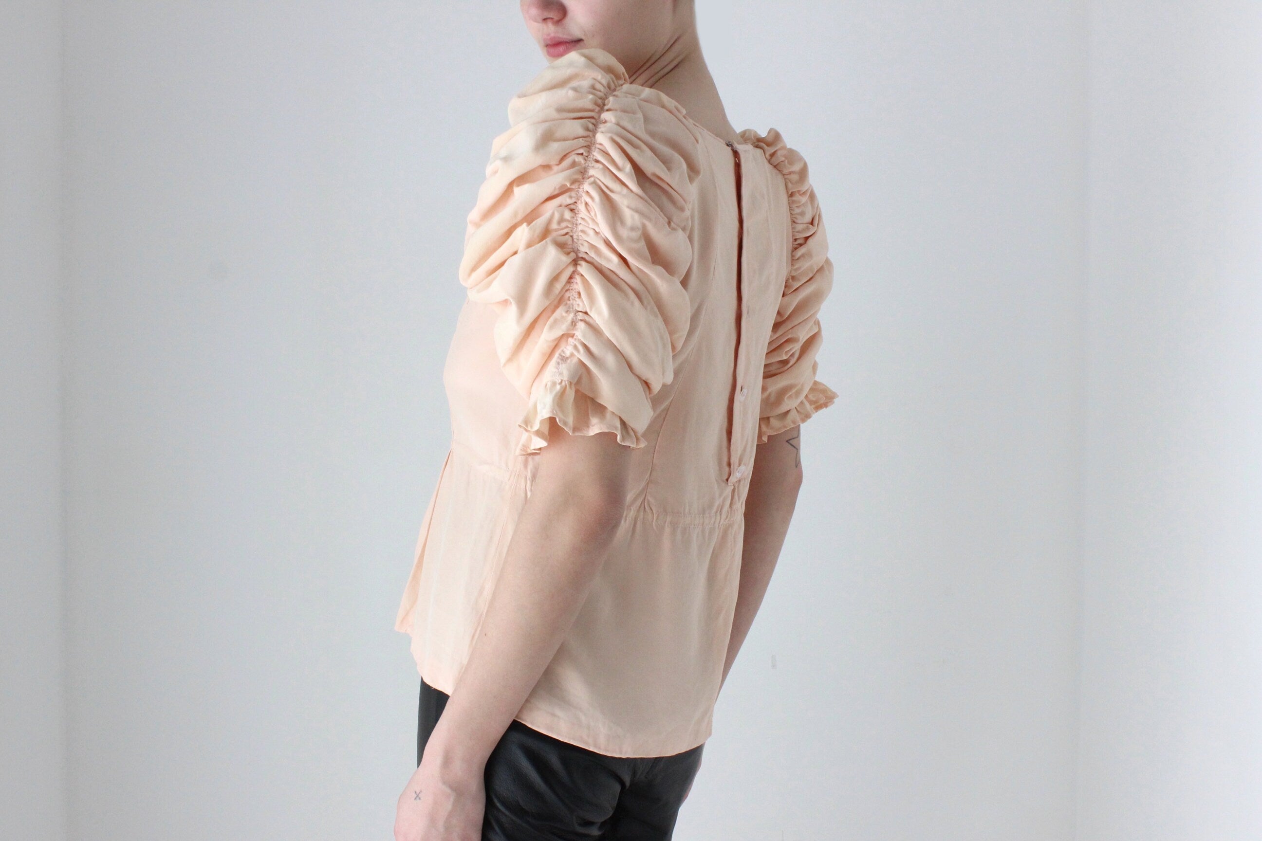 BALLETCORE 80s Silk Pagoda Sleeve Top