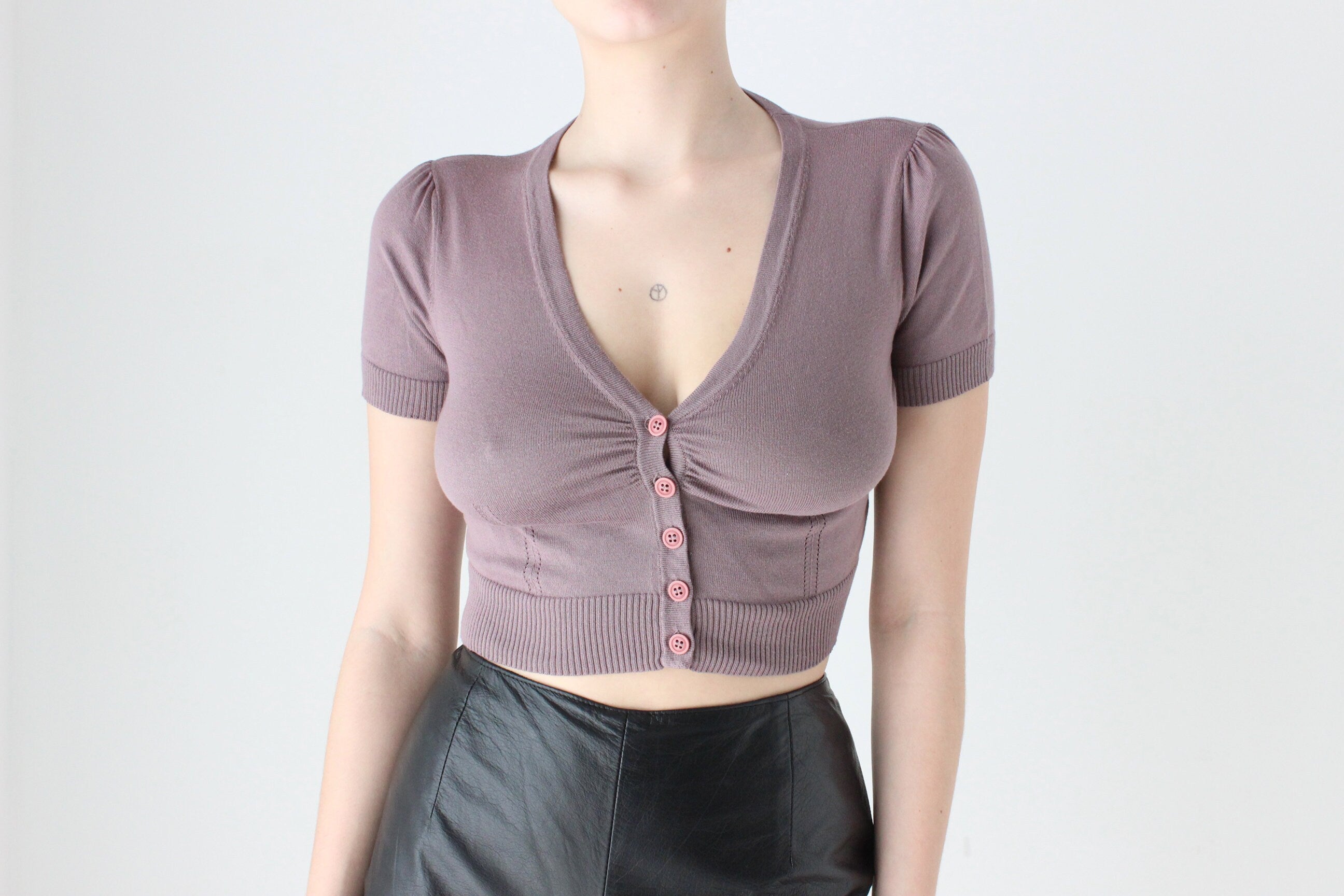 BALLETCORE Y2K Mauve Button Front Knit Crop by Cue