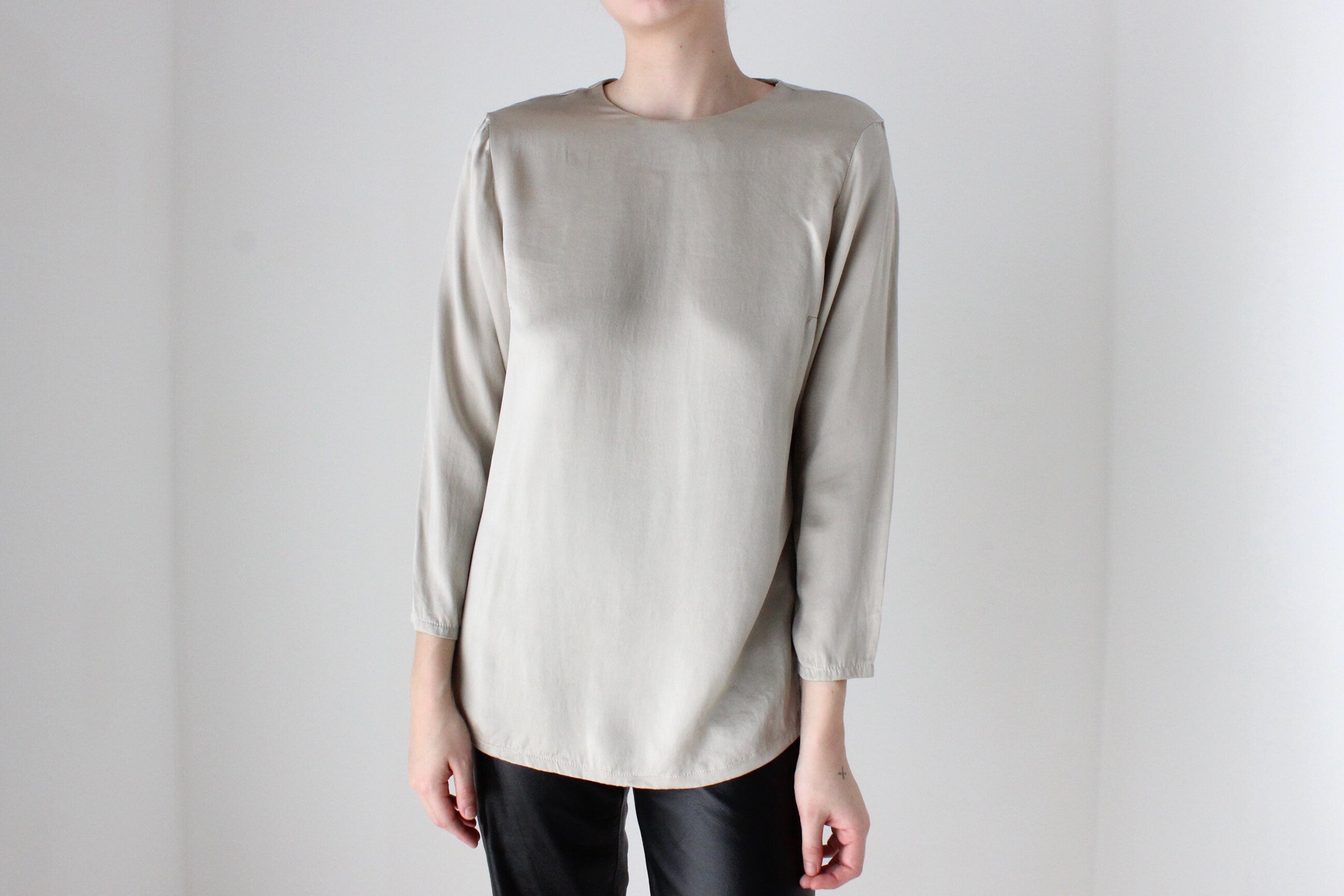BALLETCORE 80s PURE SILK Minimal Long Sleeve Top