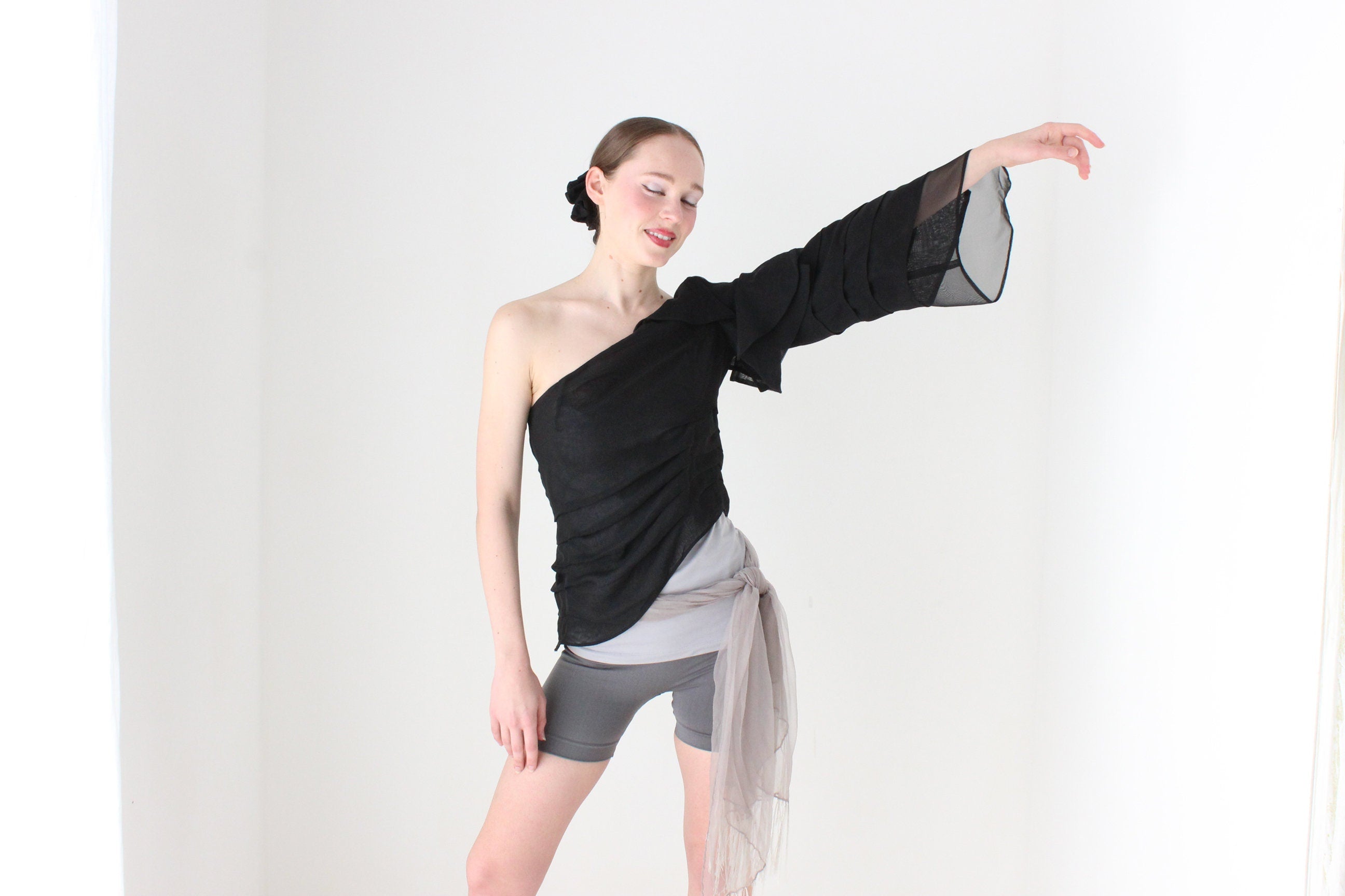 BALLETCORE Y2K Designer One Shoulder Origami Top