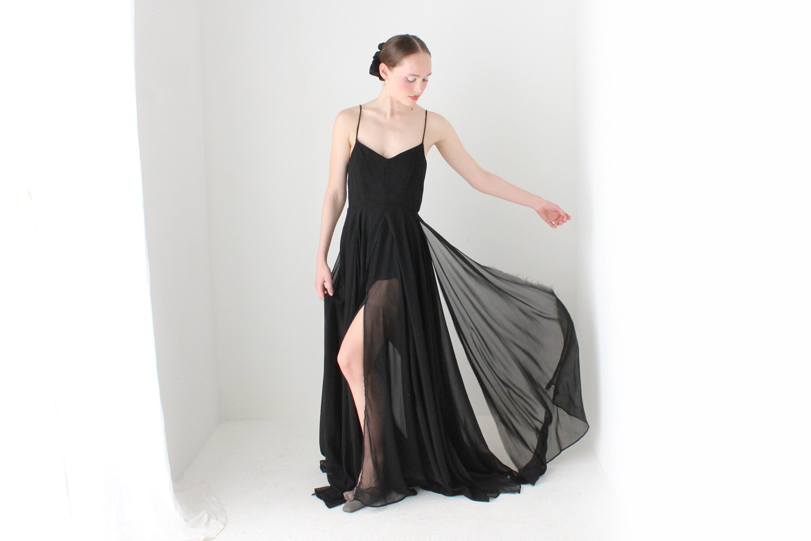 BALLETCORE Y2K Designer 'Religion' Dramatic Layered Crepe Chiffon Formal Gown