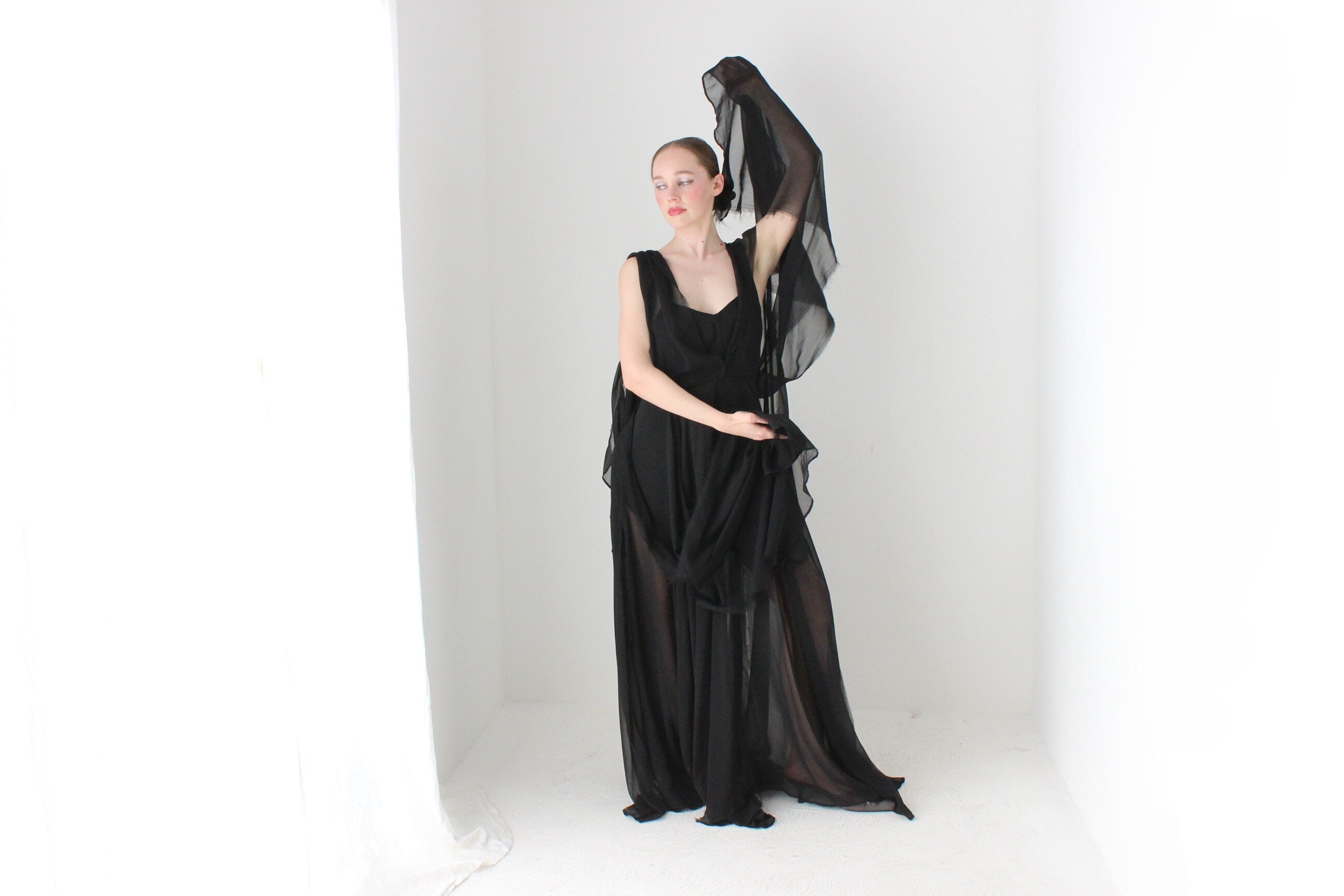 BALLETCORE Y2K Designer 'Religion' Dramatic Layered Crepe Chiffon Formal Gown