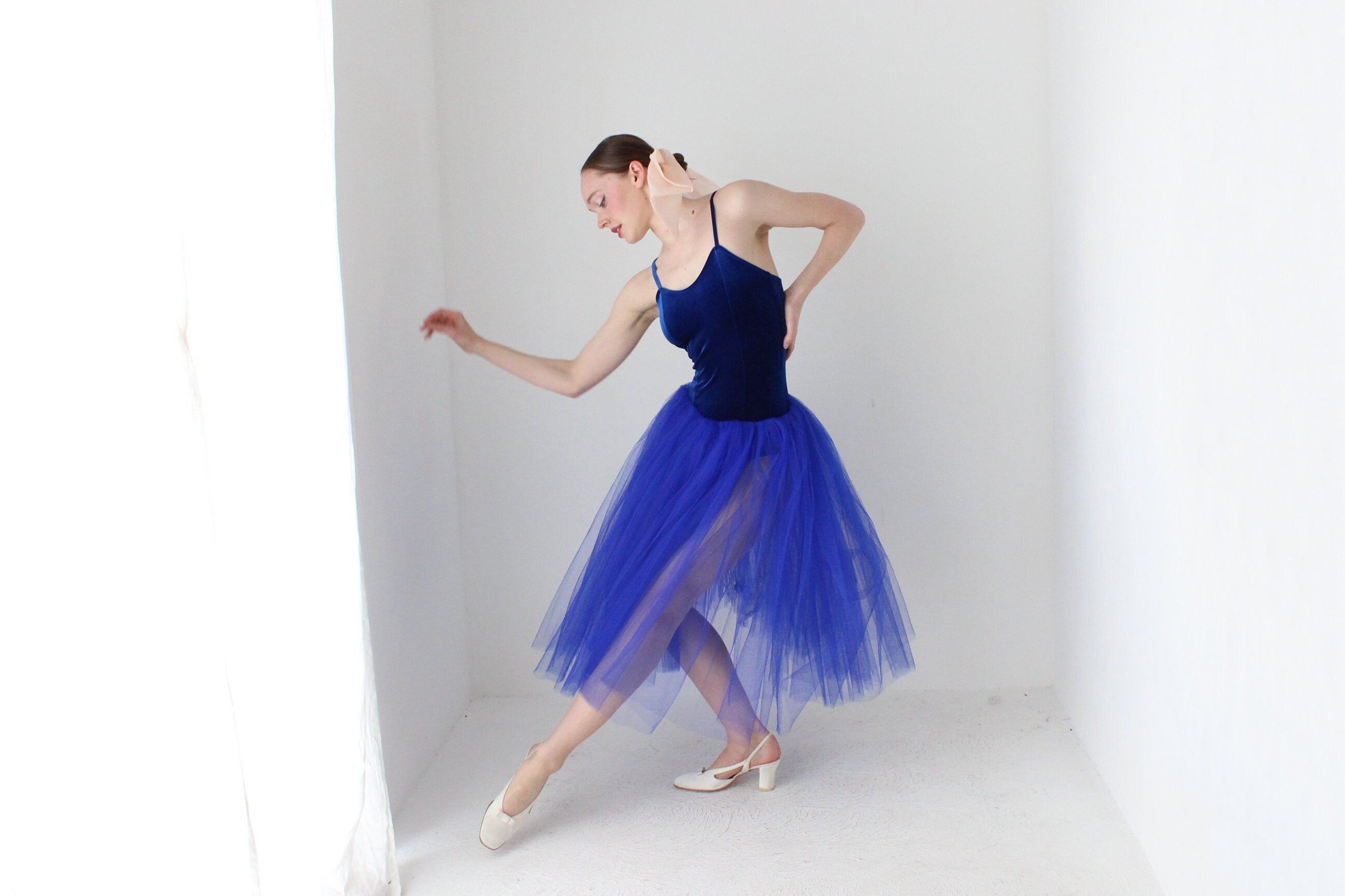 BALLETCORE 2000s Cobalt Tulle & Velvet Tutu Costume Dress