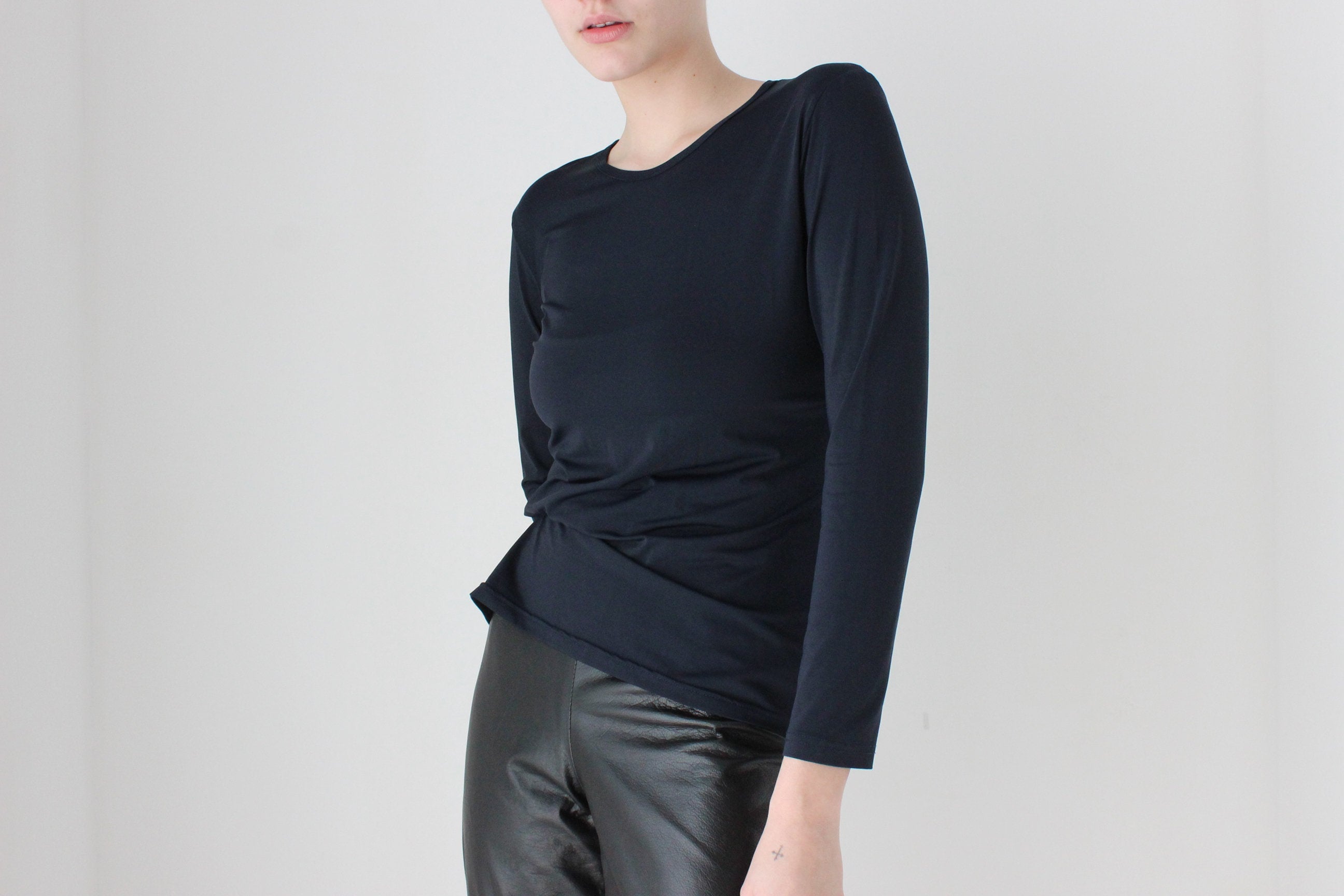 BALLETCORE 90s Sleek Minimal Lycra Blend Basic