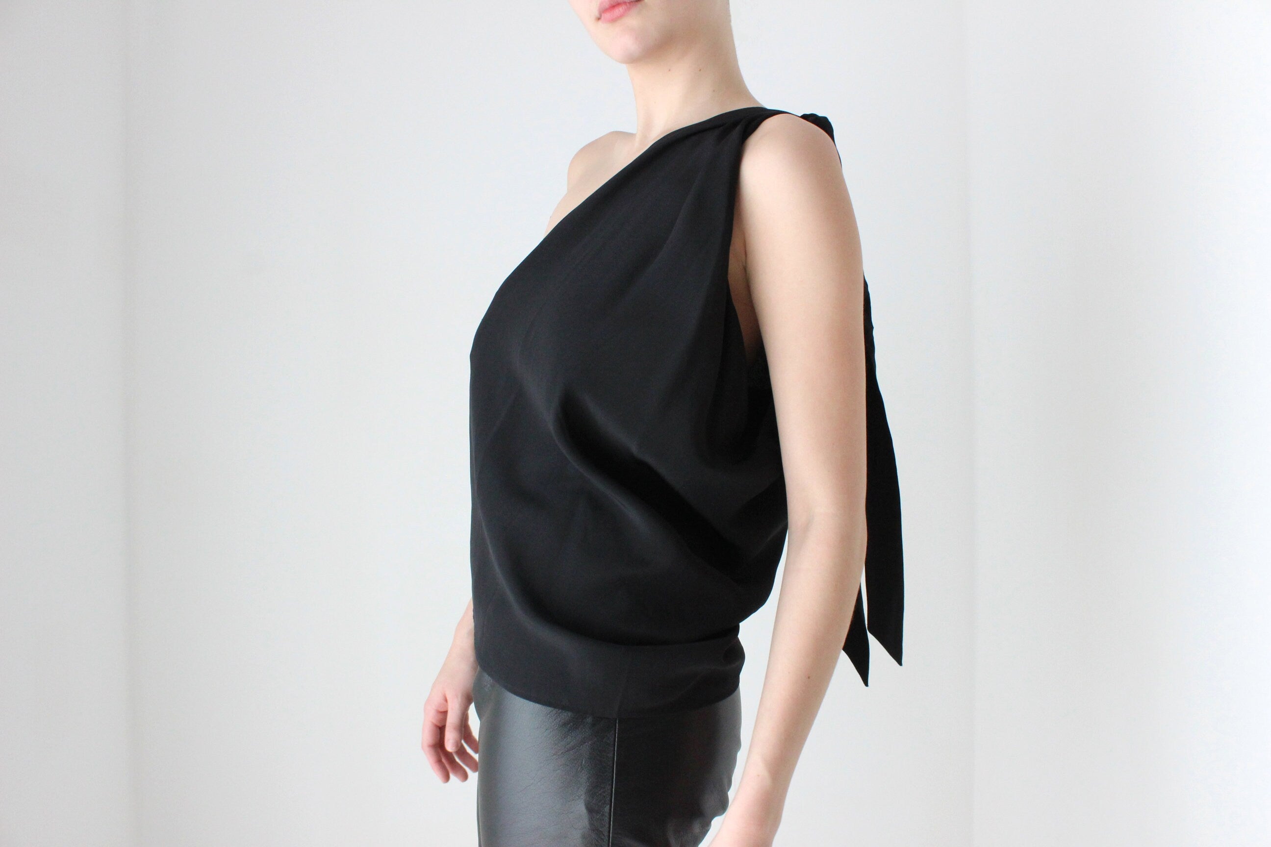 BALLETCORE 2000s Pure Silk Convertible Halter Top