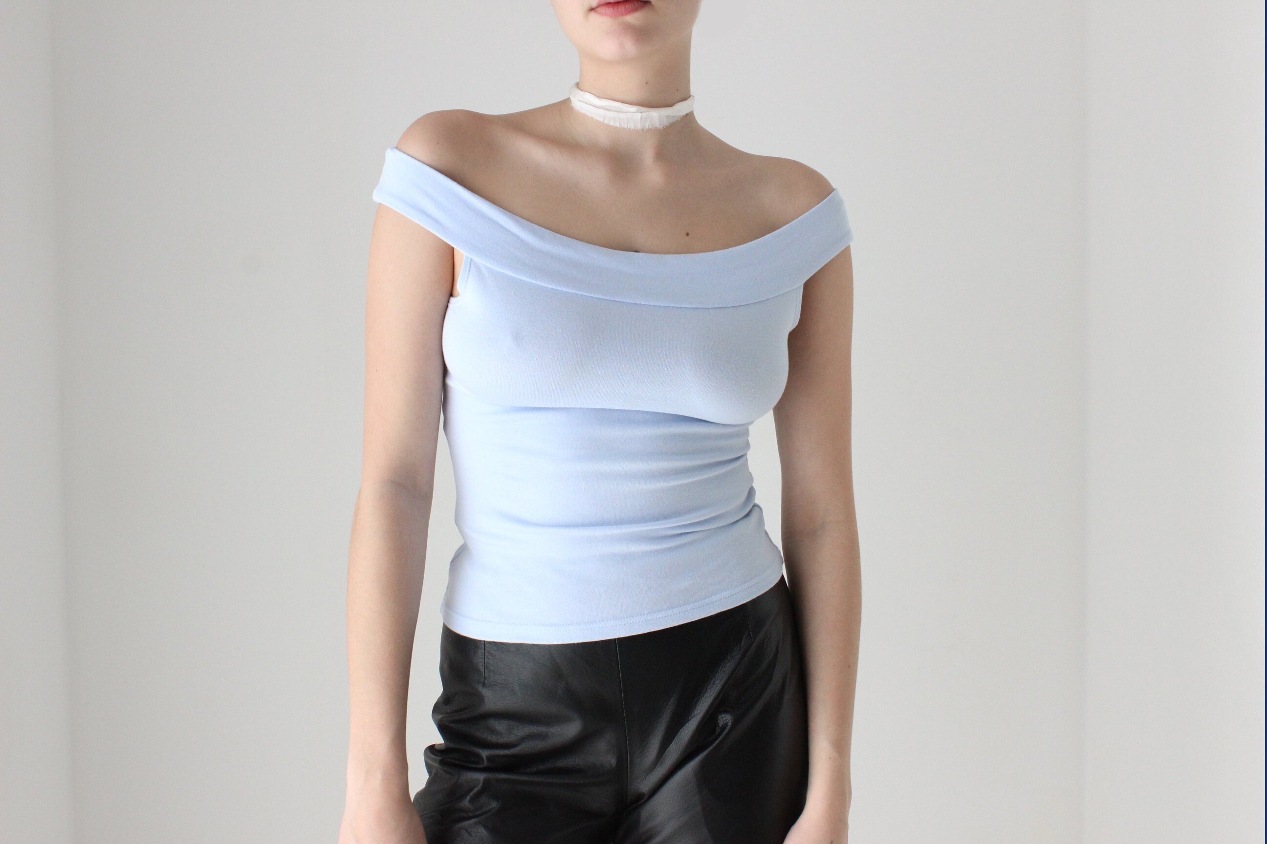 BALLETCORE 90s Baby Blue Off Shoulder Cotton Lycra Top