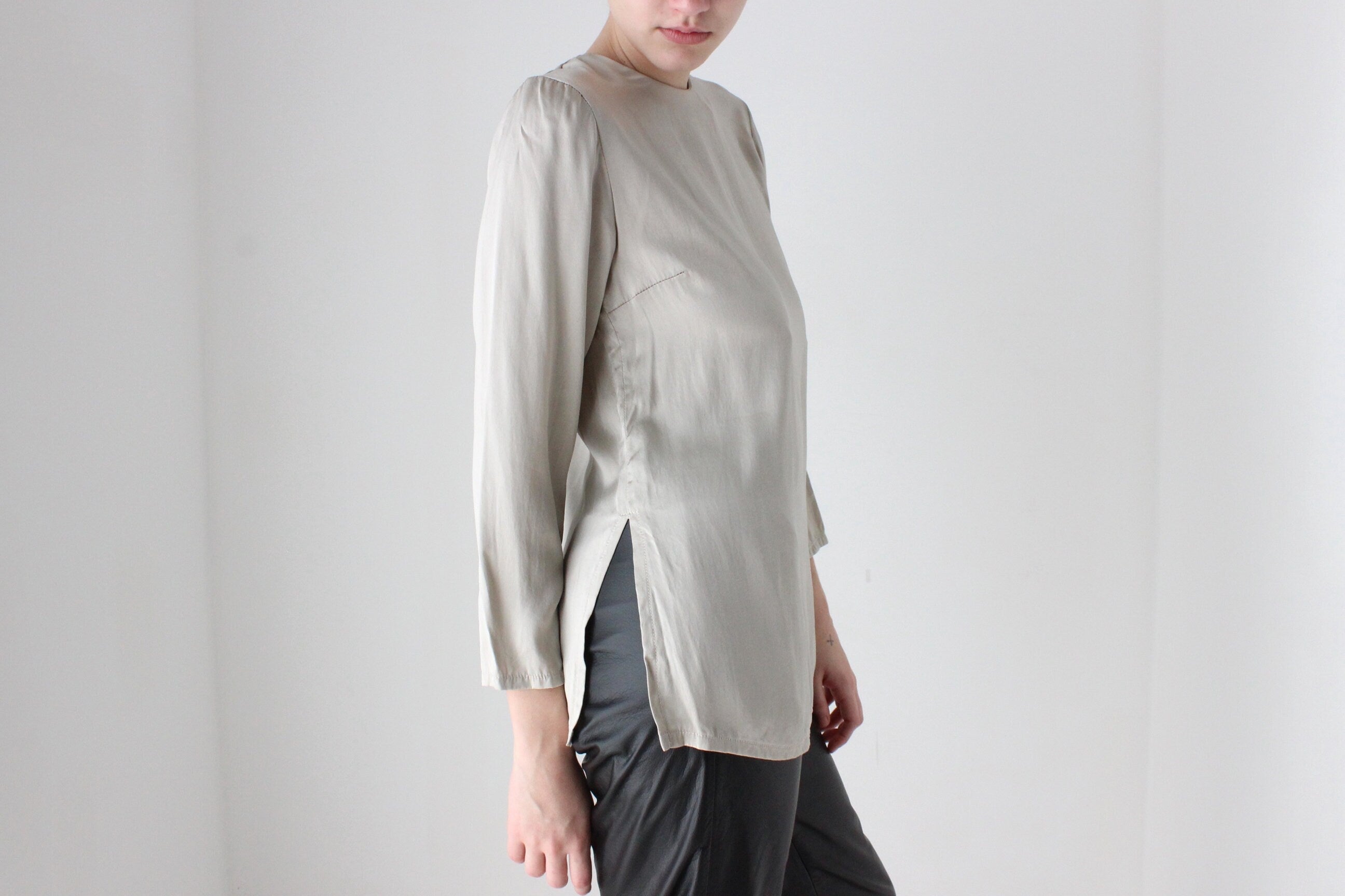 BALLETCORE 80s PURE SILK Minimal Long Sleeve Top