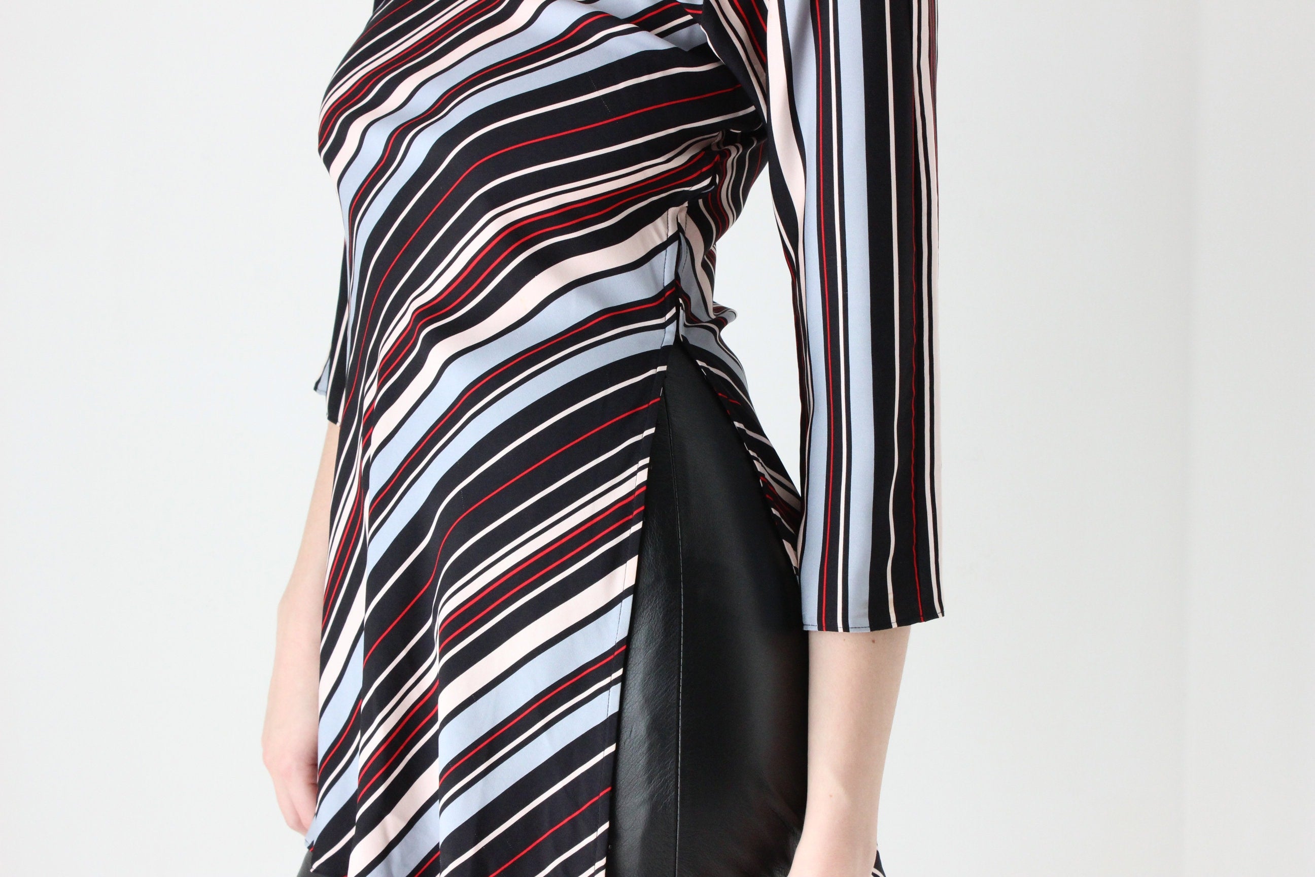 BALLETCORE 2000s Diane Von Furstenberg Striped Modernist Silk Top or Mini