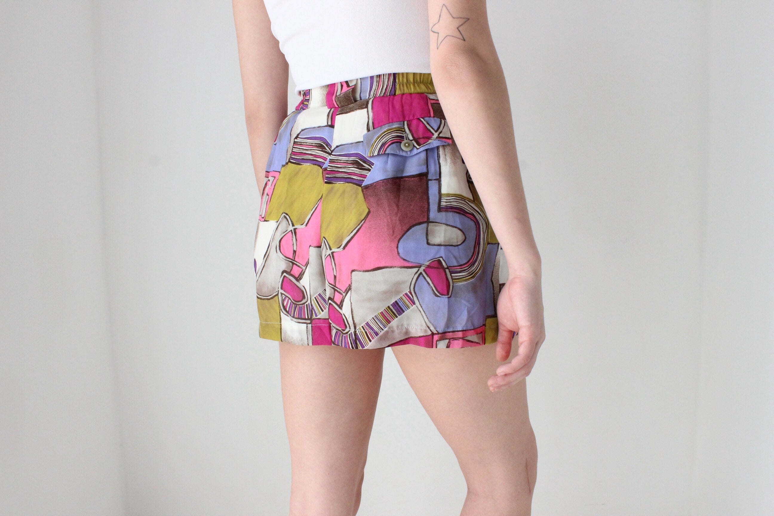 80s Vibrant Abstract High Waist Flared Leg Shorts