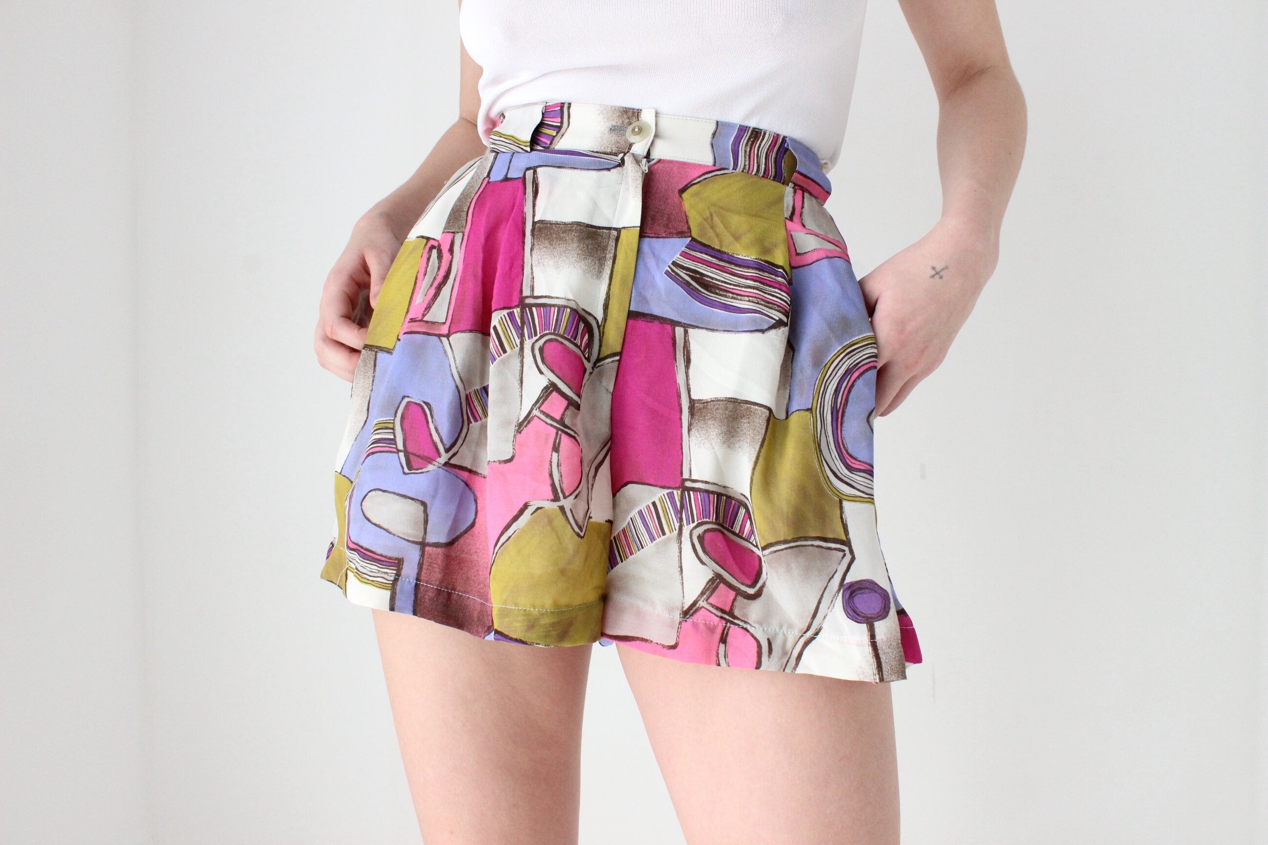 80s Vibrant Abstract High Waist Flared Leg Shorts