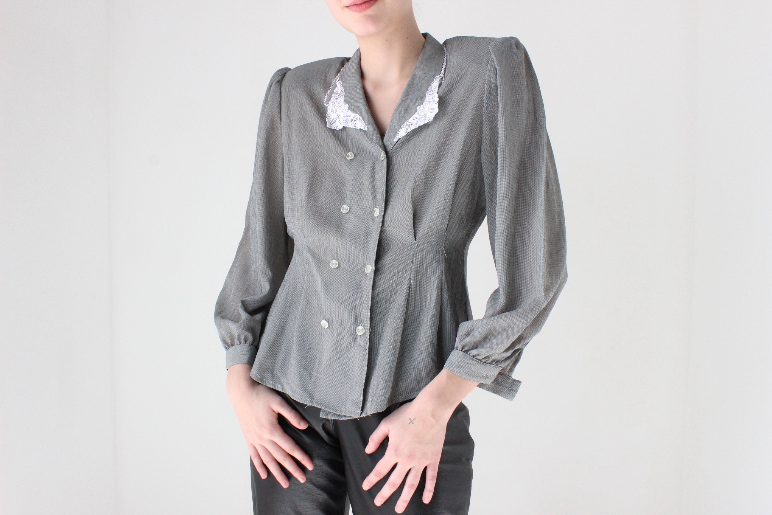 80s Sexy Secretary Lace Collar Button Up Blouse