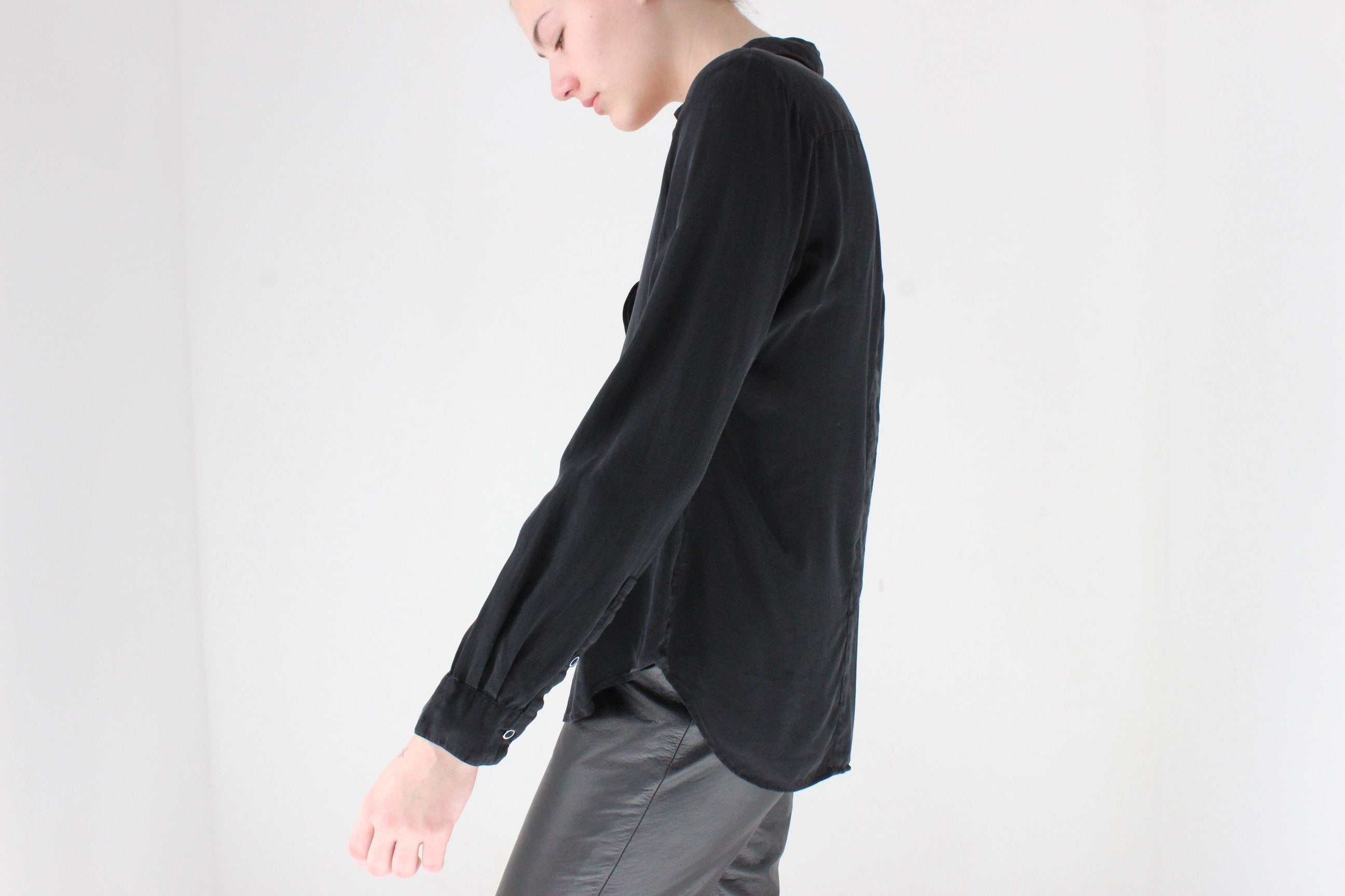 Nique Pure Silk Fitted Button Up Shirt