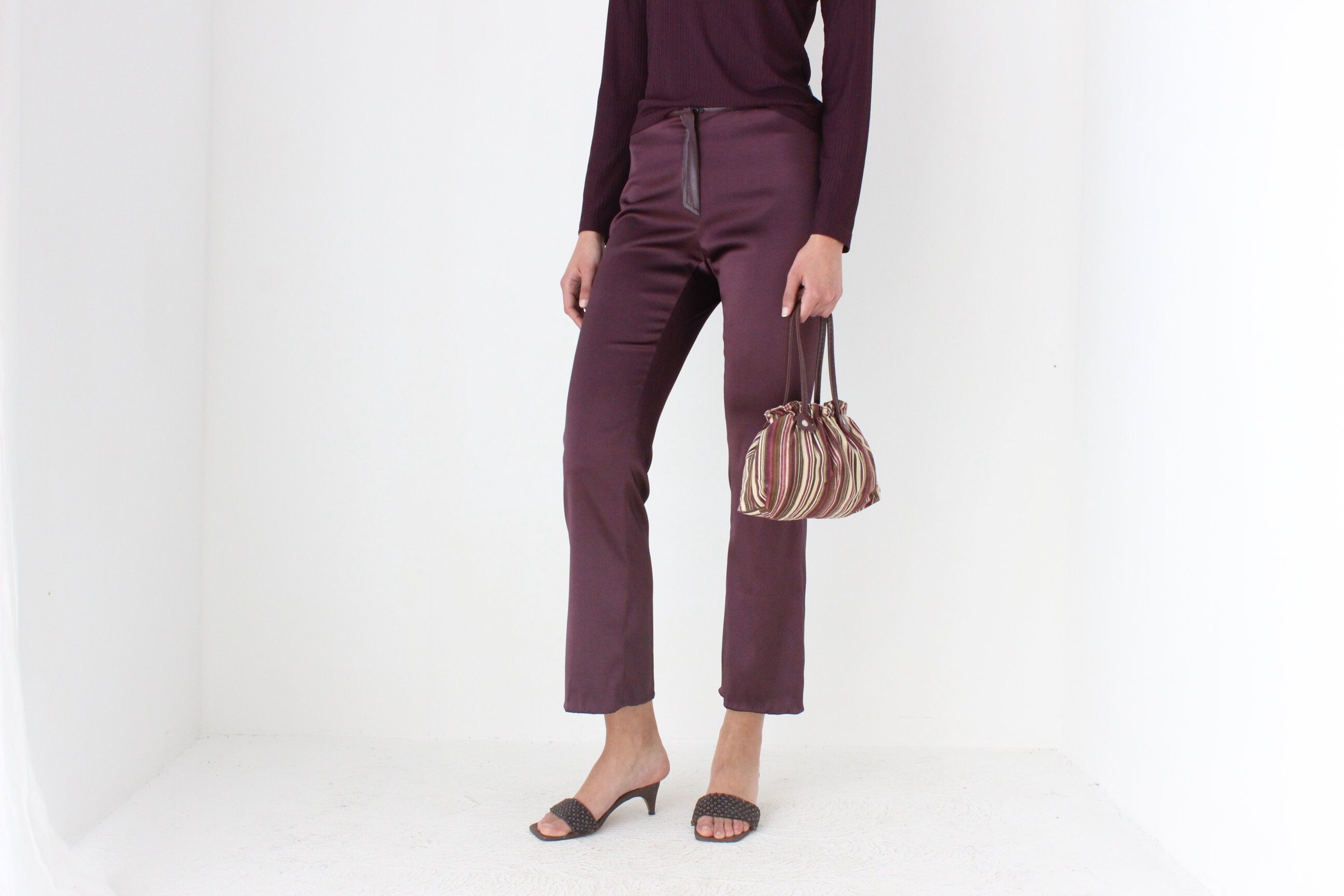 Y2K Corduroy Handbag w/ Leatherette Flowers
