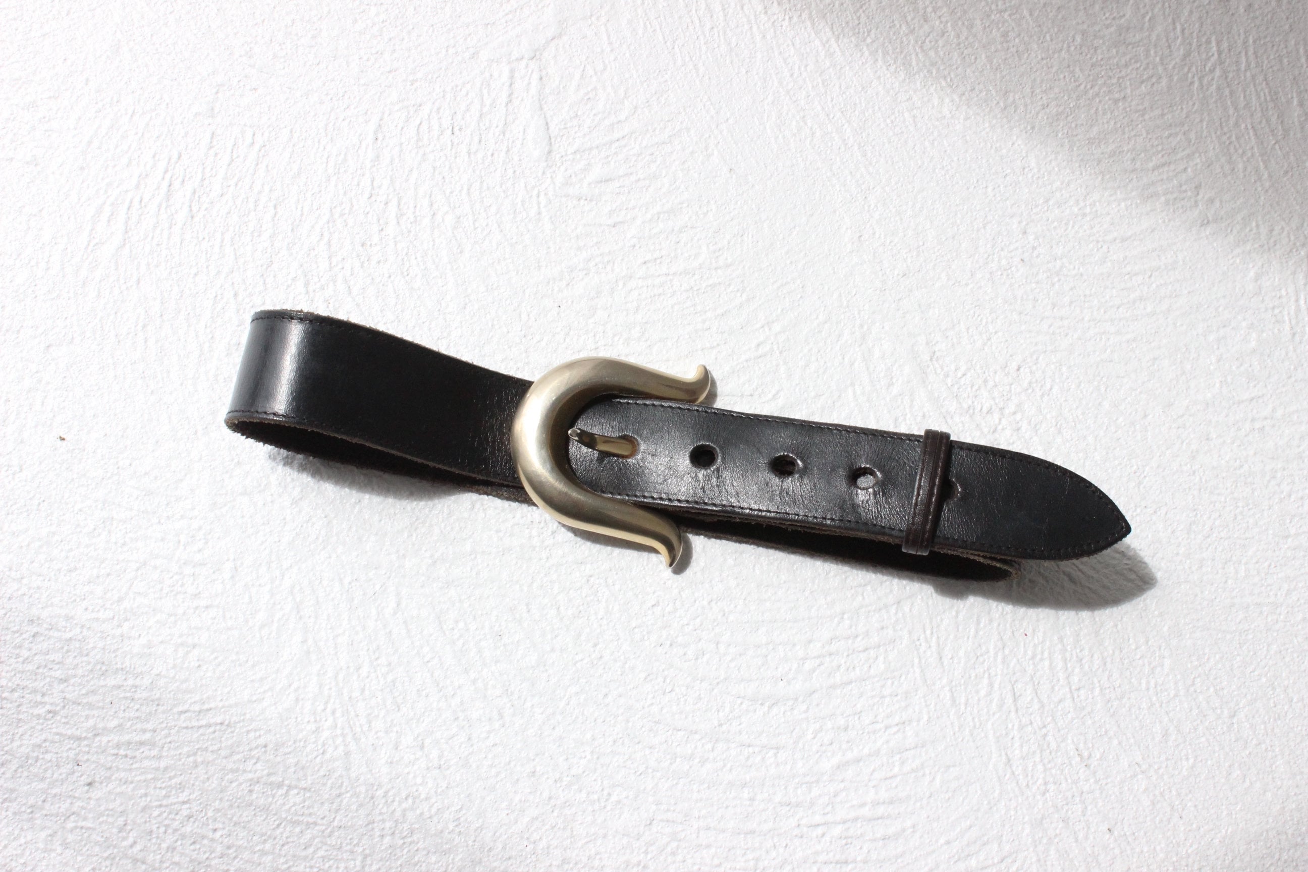 Vintage 80s McM Italy Black Leather Ornate Gold Curl Buckle Belt