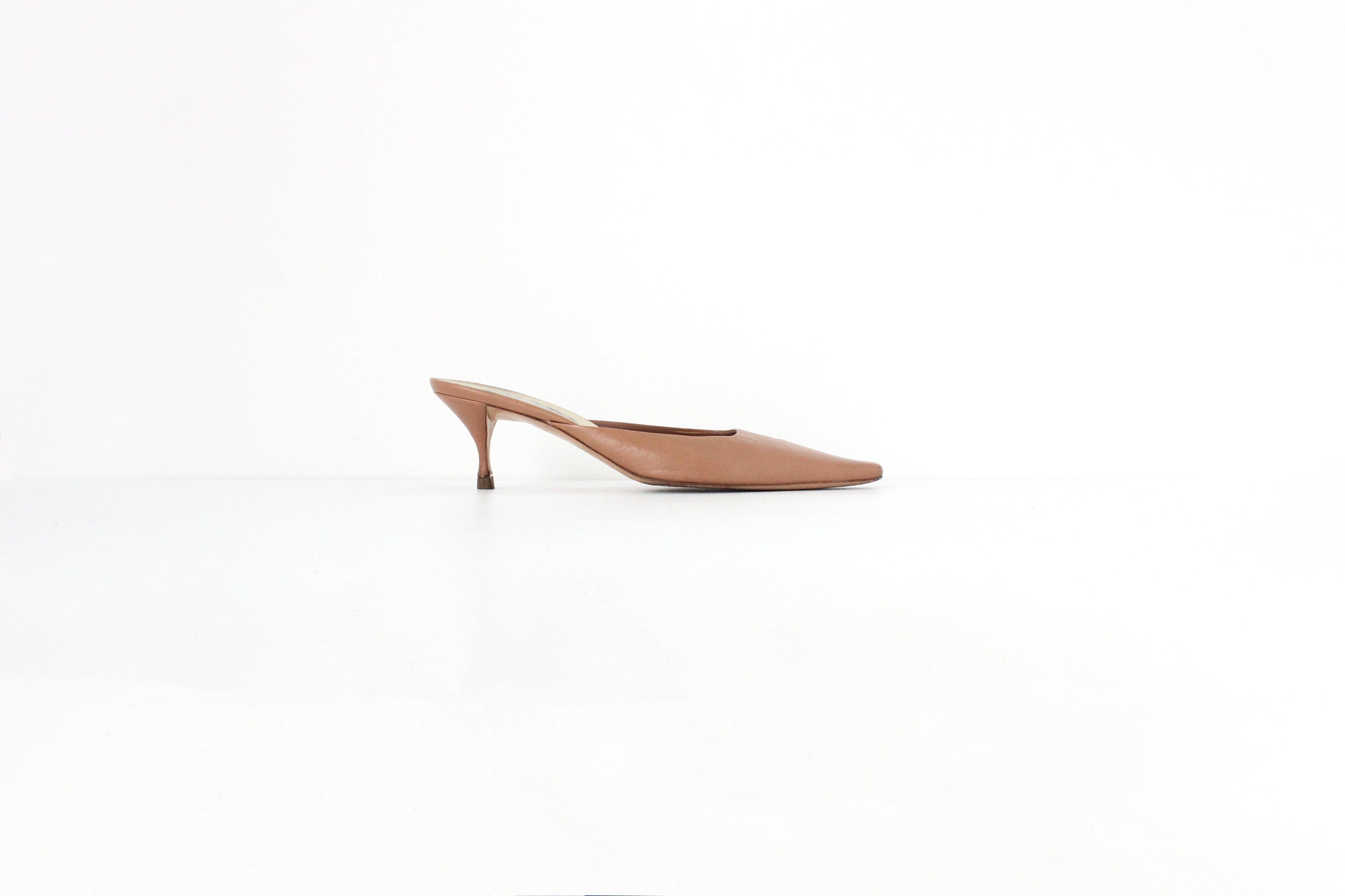 90s PRADA Leather Dusty Rose Pointed Toe Kitten Heel Mules ~ Euro 37