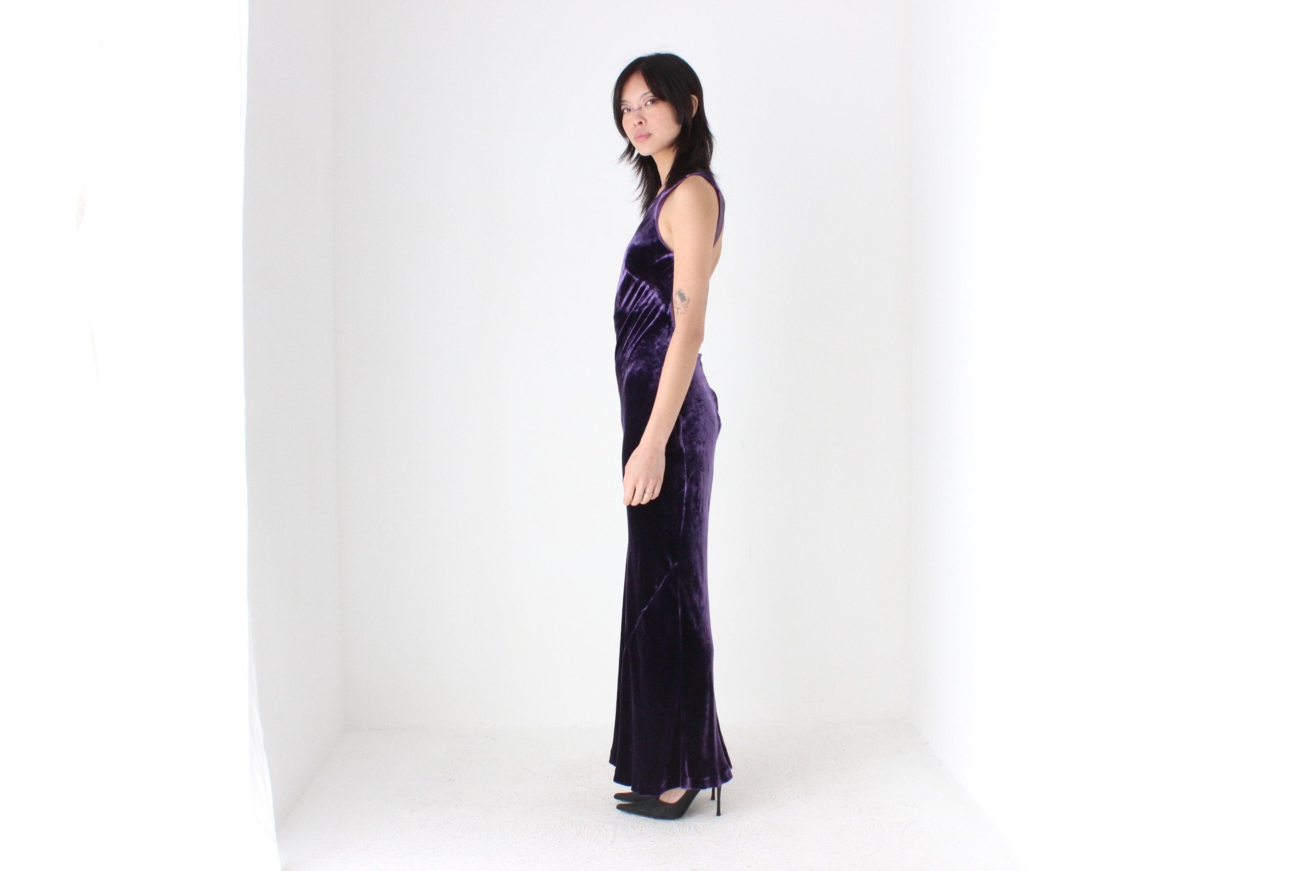 90s Lisa Ho Elegant Velvet High Neck Backless Party Gown