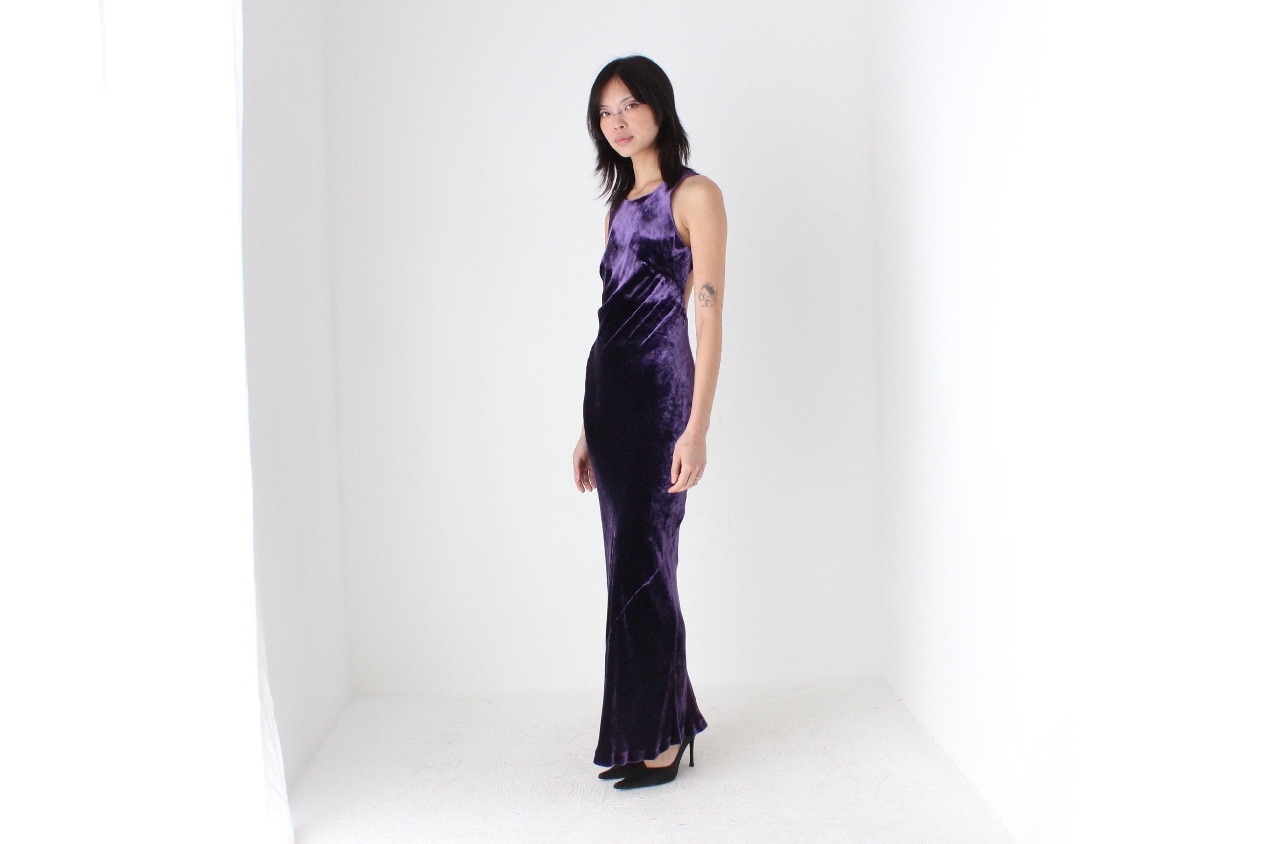 90s Lisa Ho Elegant Velvet High Neck Backless Party Gown