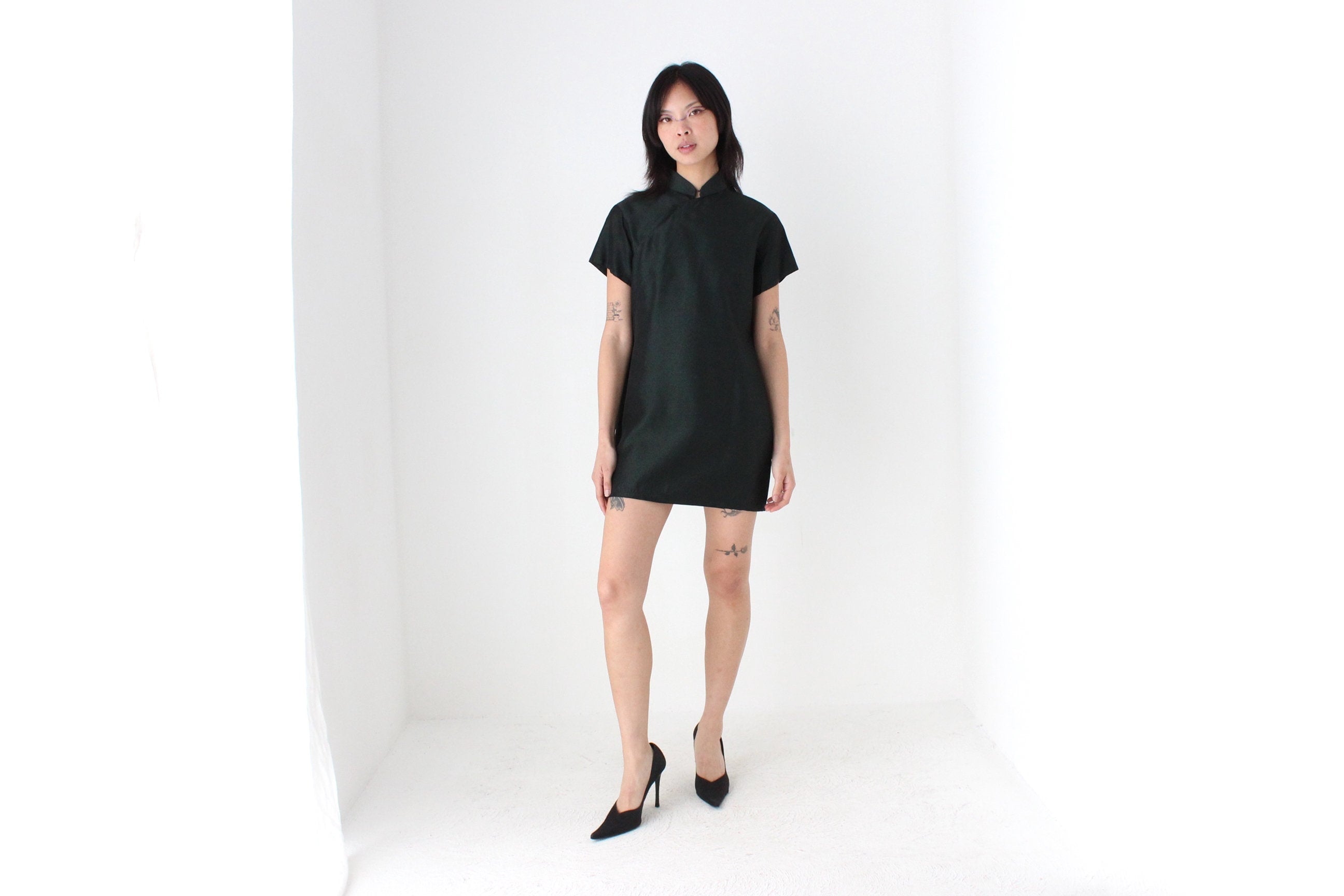 80s Custom Made Metallic Green Cheongsam Collar Tee Dress