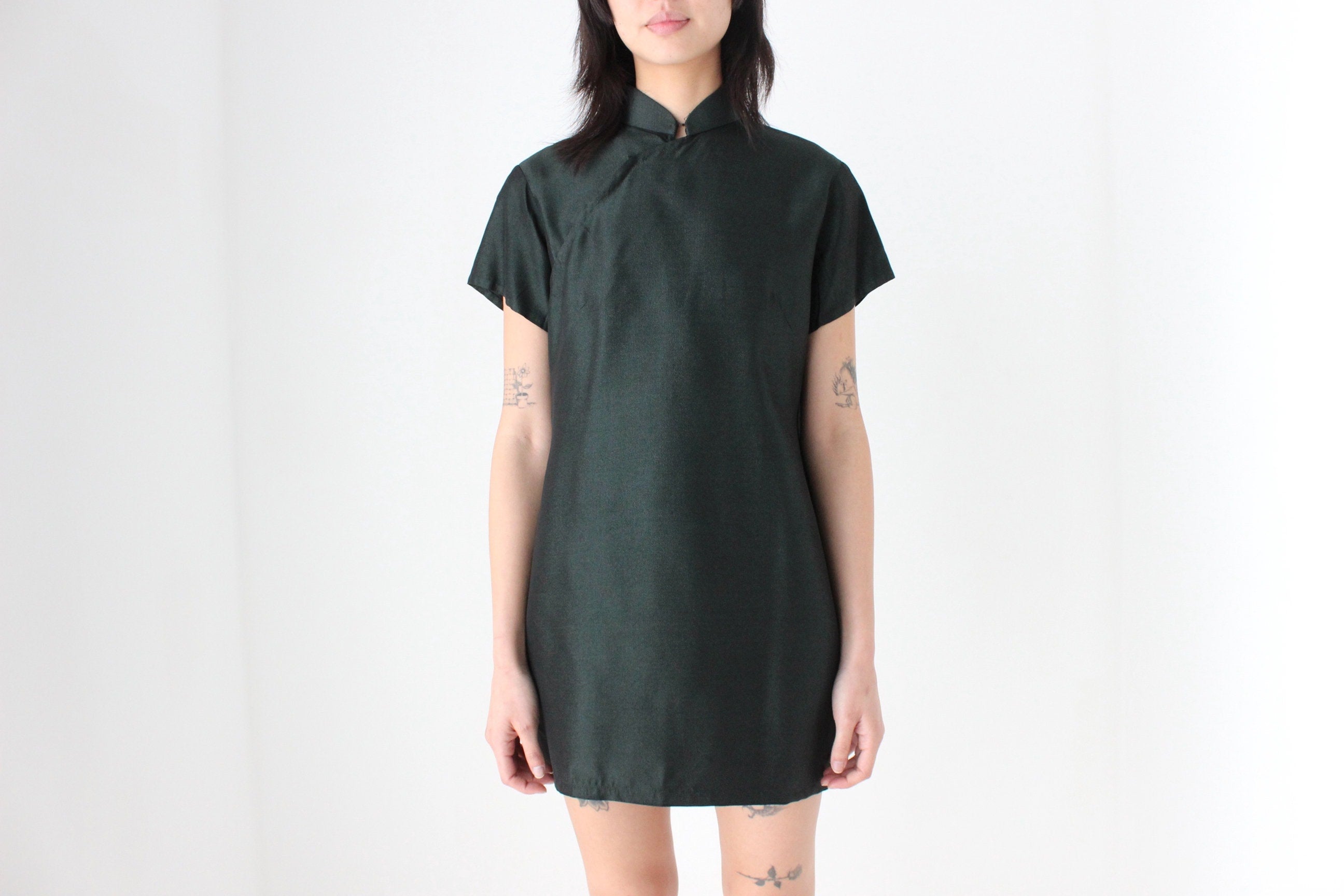 80s Custom Made Metallic Green Cheongsam Collar Tee Dress