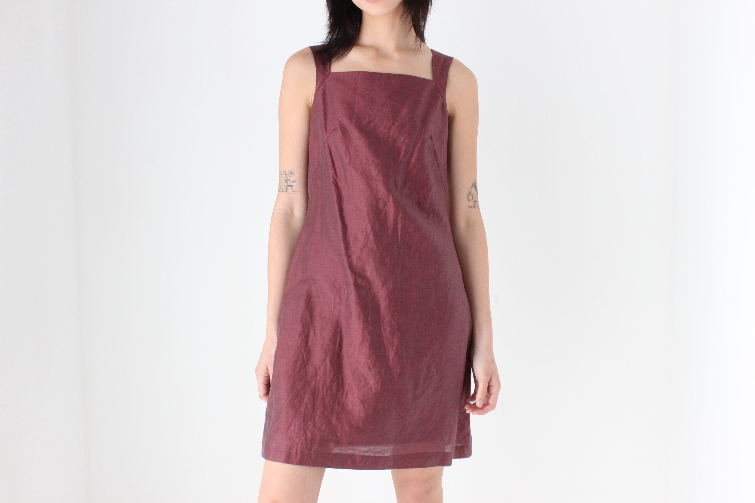 90s Minimal Square Neck Burgundy Crinkle Shift Dress