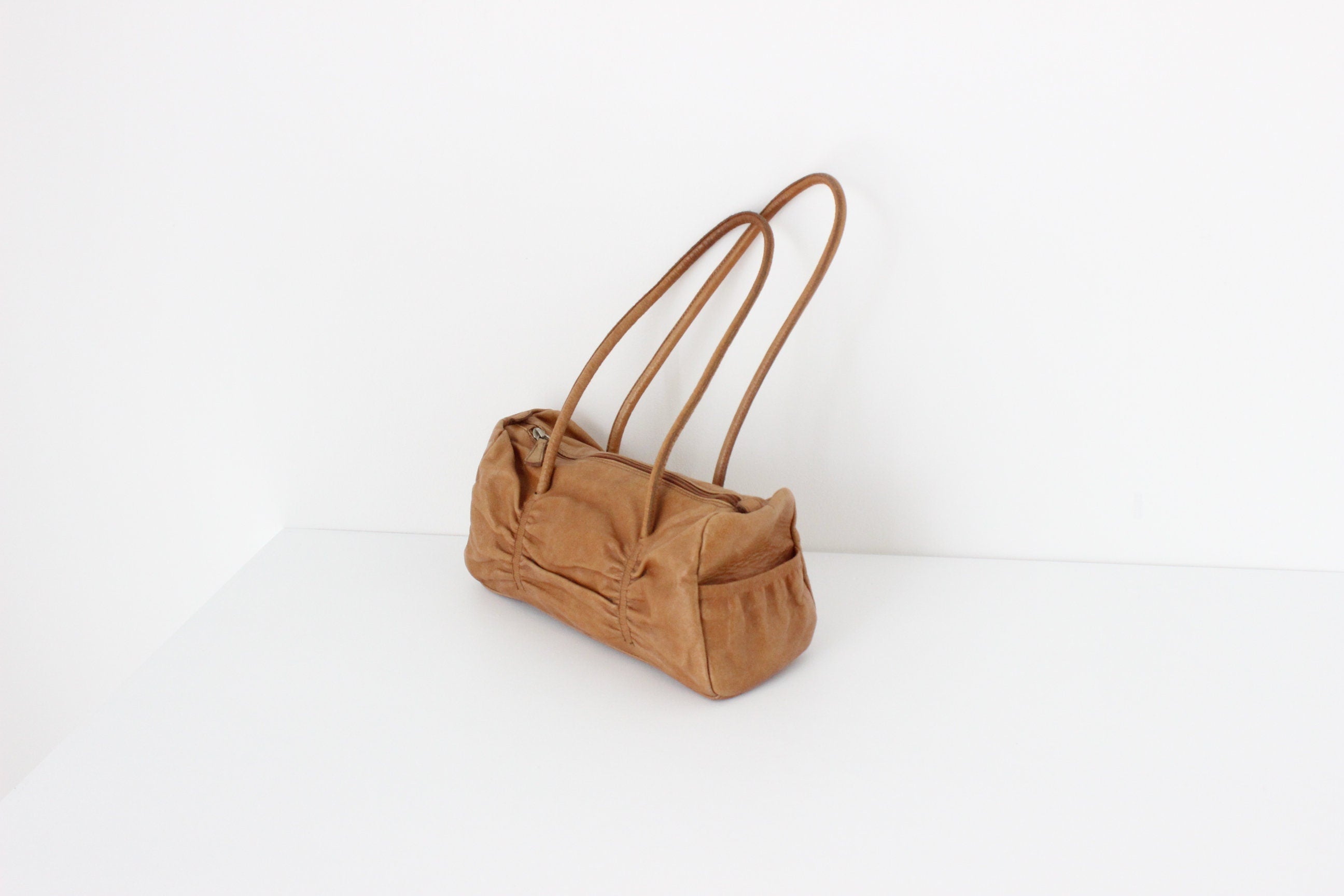 Y2K Spanish Leather Handbag w/ Ruched Texture