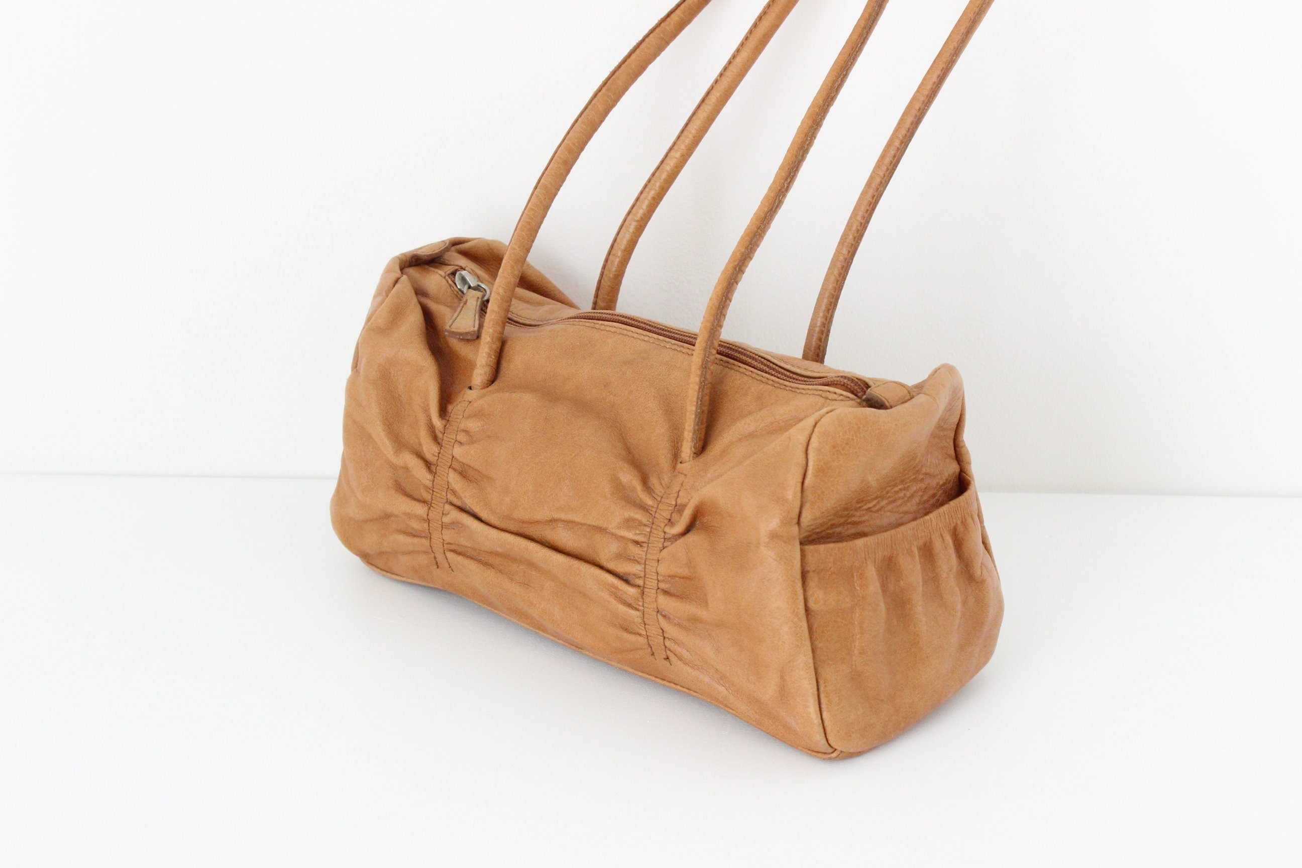 Y2K Spanish Leather Handbag w/ Ruched Texture