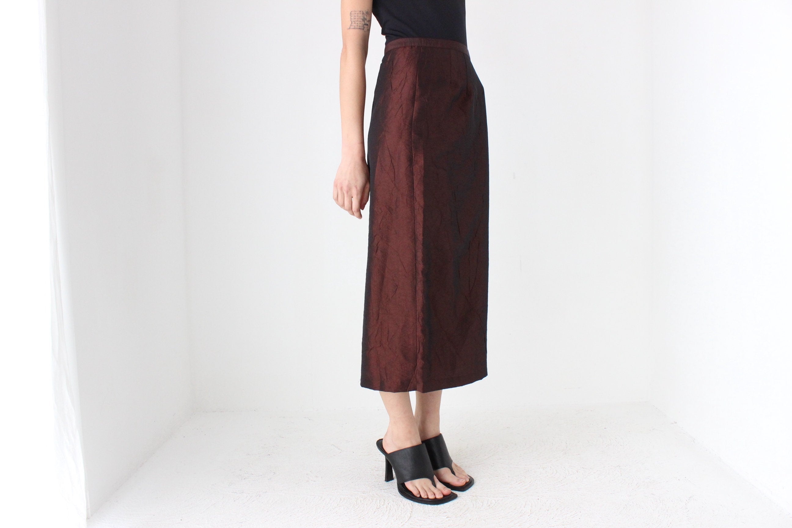 90s Metallic Chocolate Crinkle Taffeta High Waist Column Midi Skirt
