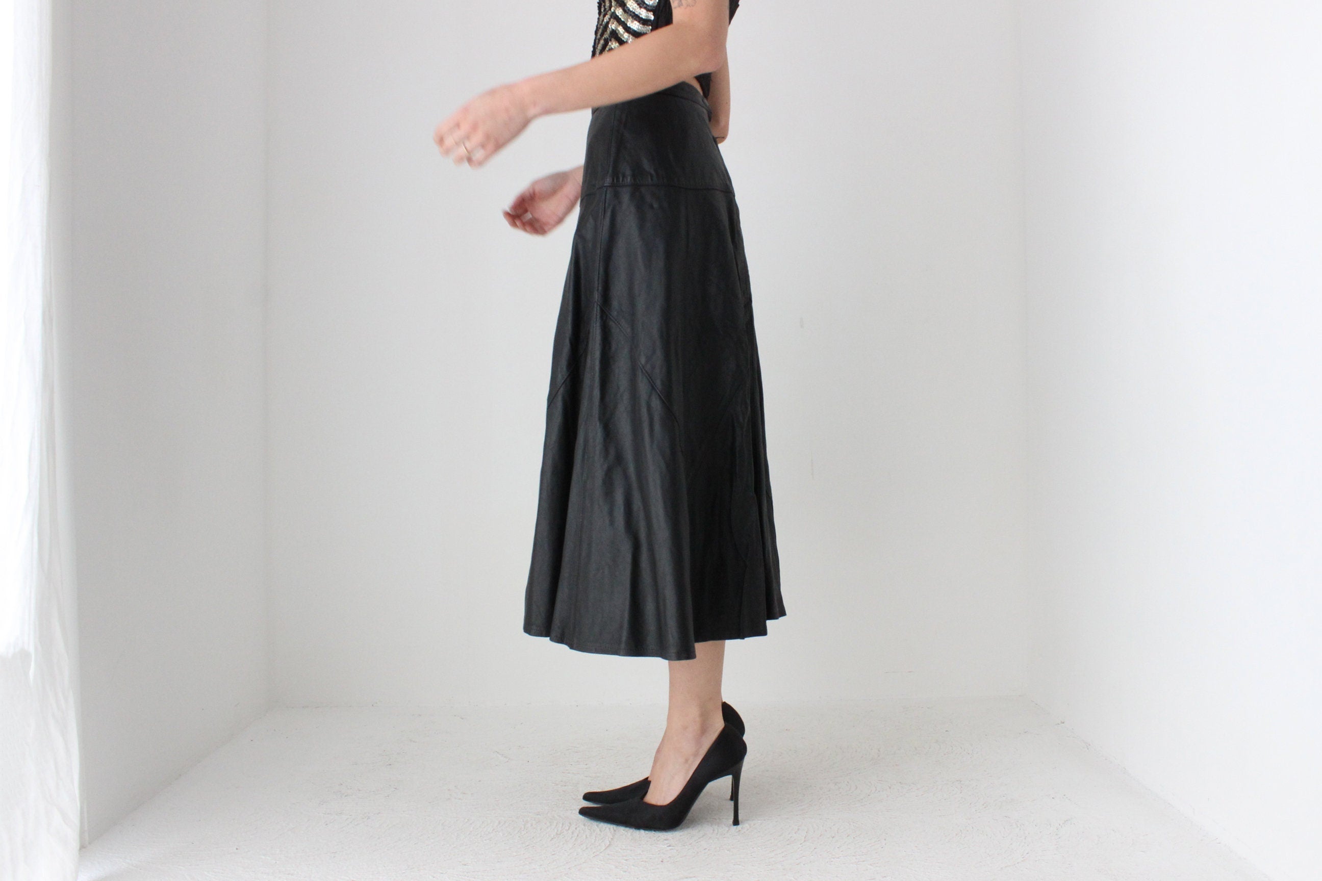 80s Black LEATHER High Waist Full Midi Skirt