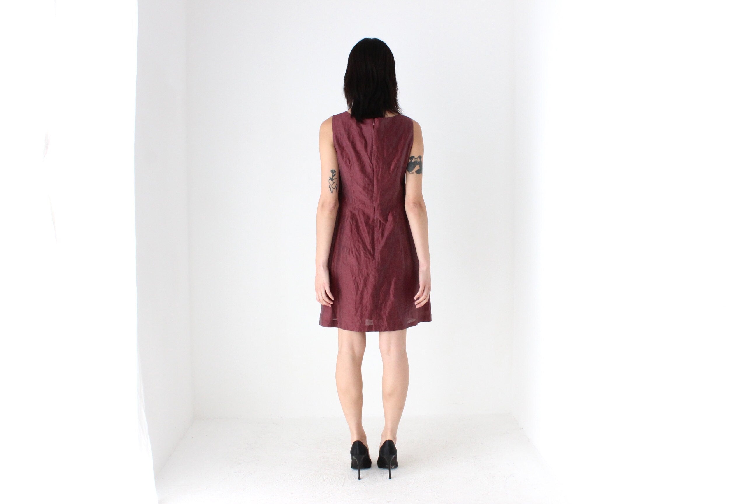 90s Minimal Square Neck Burgundy Crinkle Shift Dress
