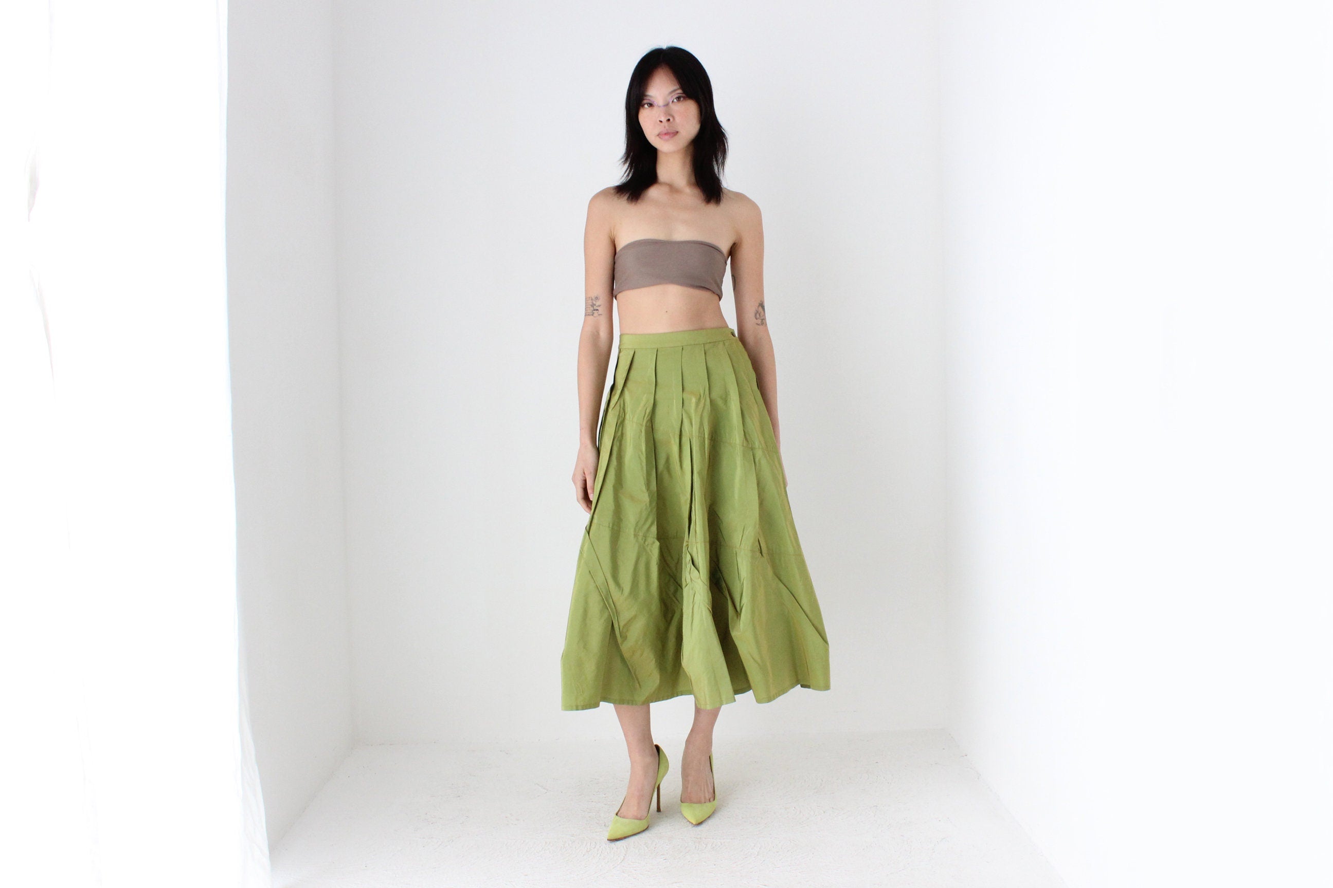 2000s MANOLO BLAHNIK Chartreuse Suede Pumps ~ Euro 38
