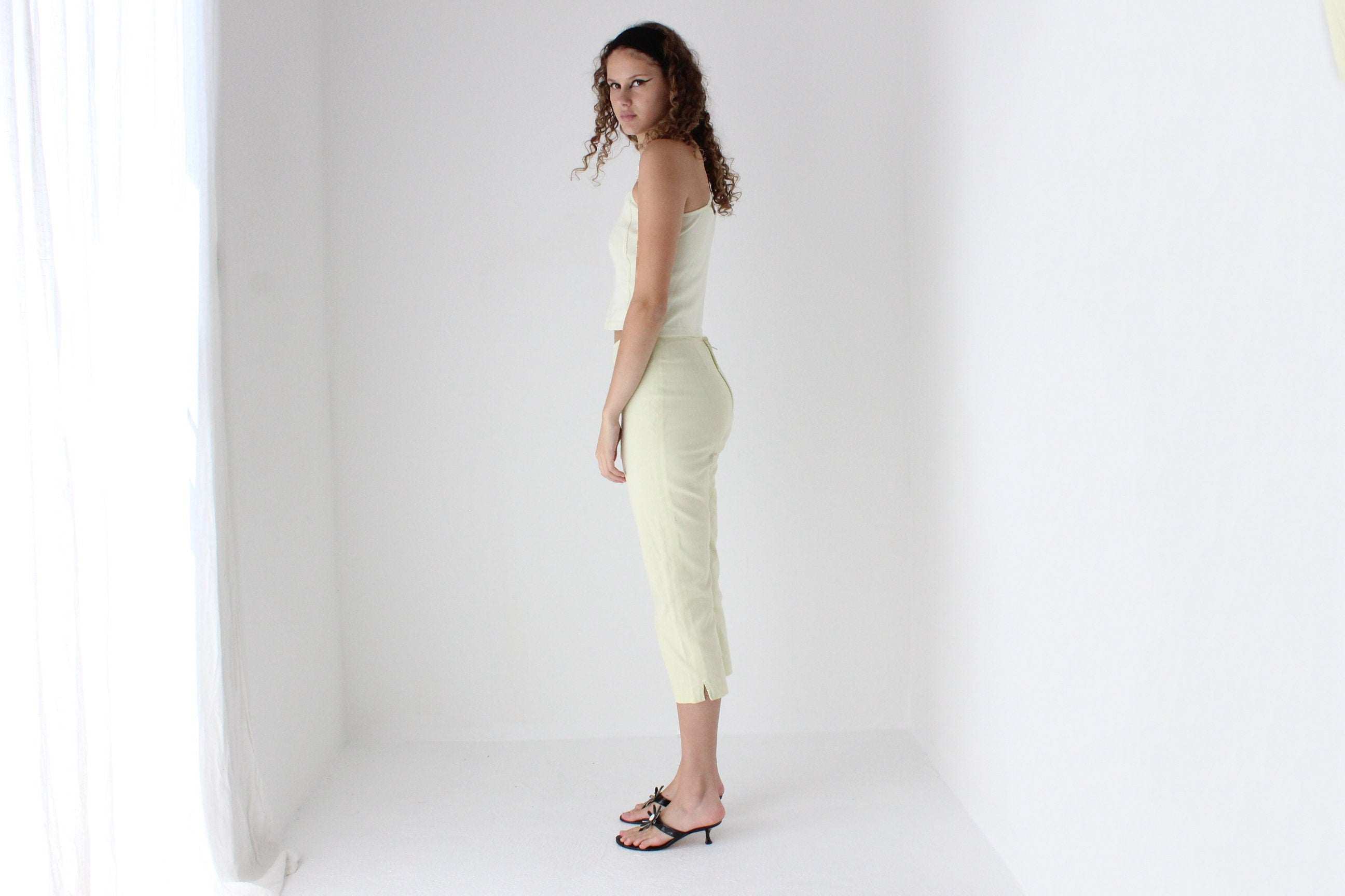 90s Pastel Yellow Capri Pants
