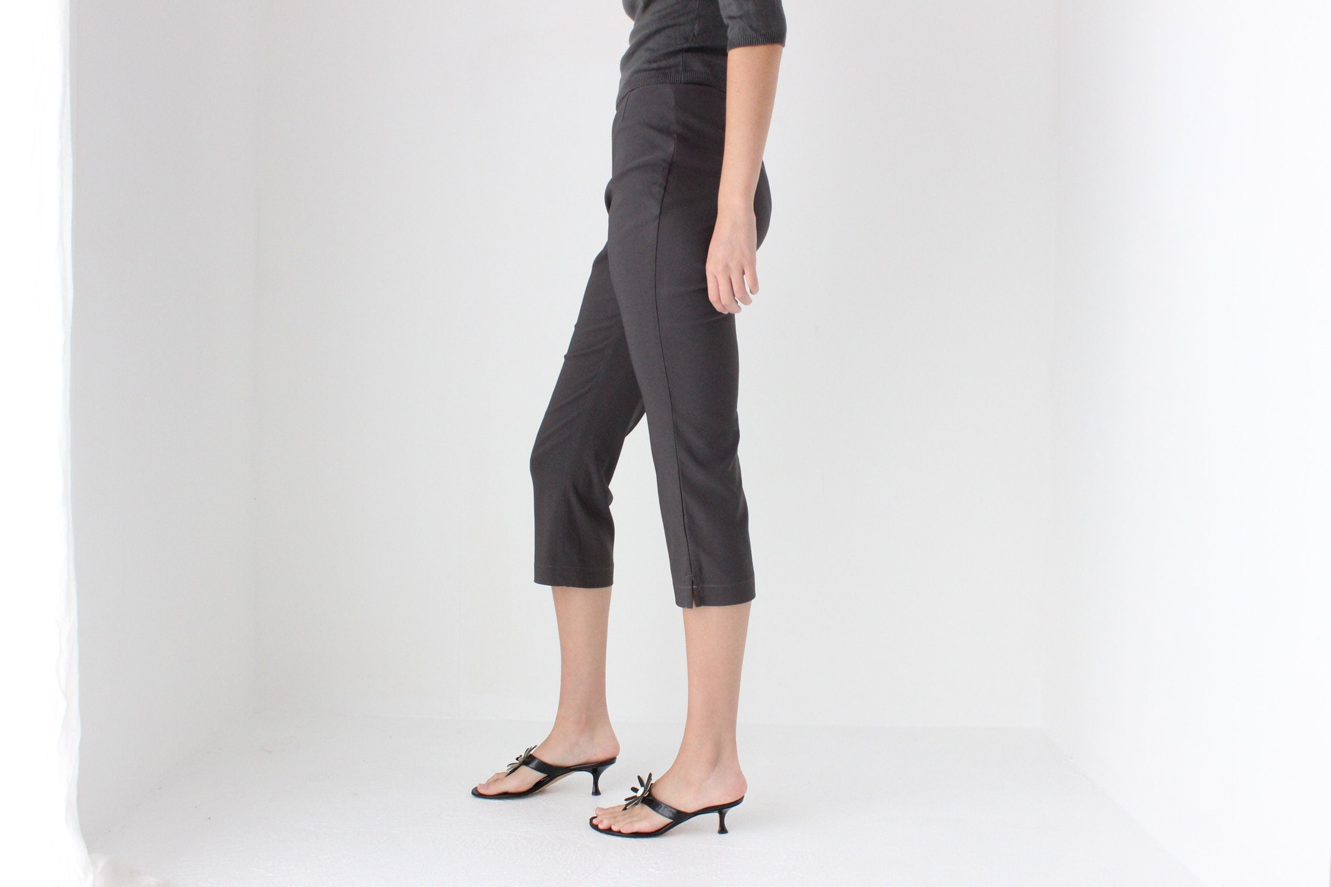 90s JAG Minimal Grey Capri Pants