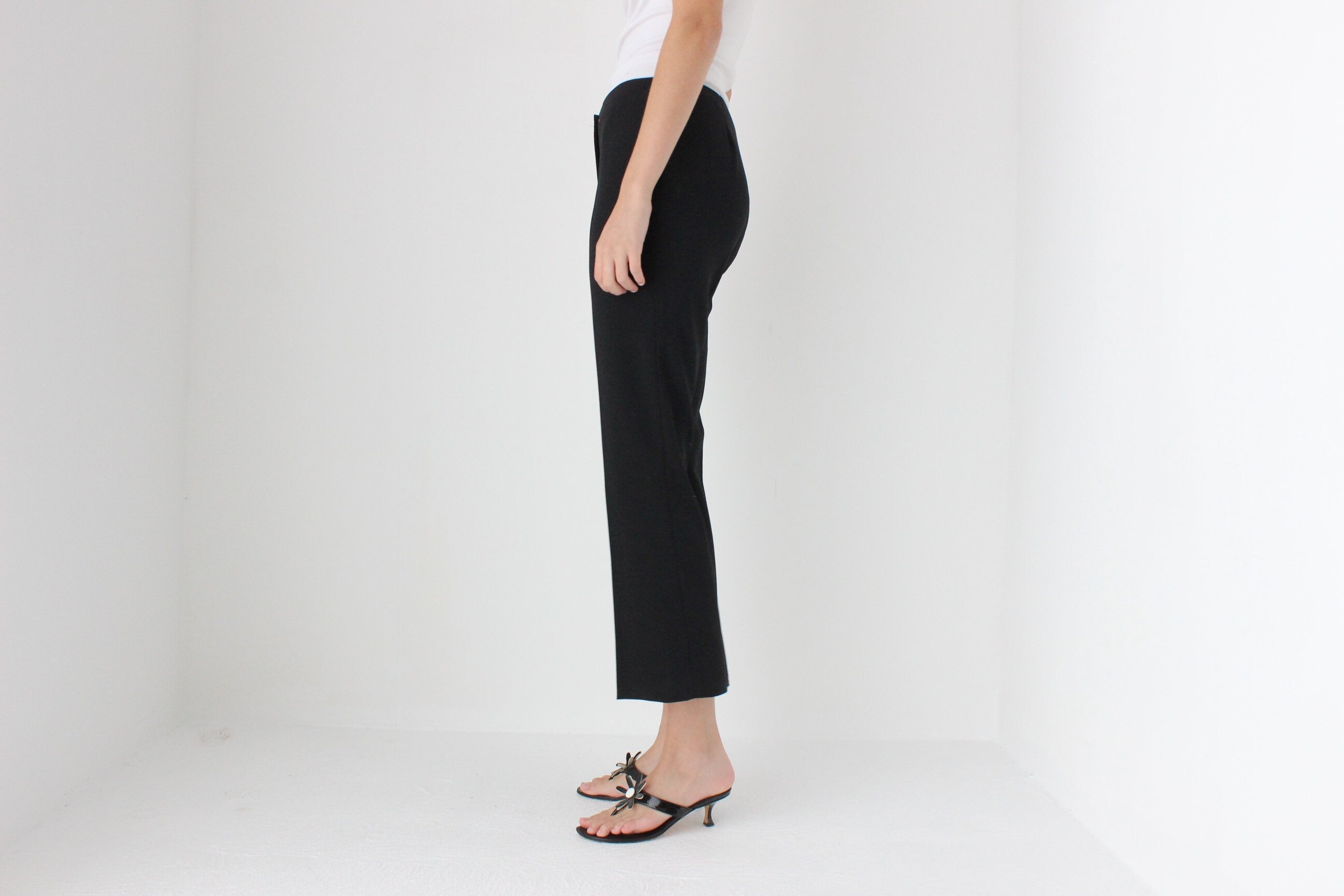 90s Beautifully Fitted Cropped Crepe Trousers