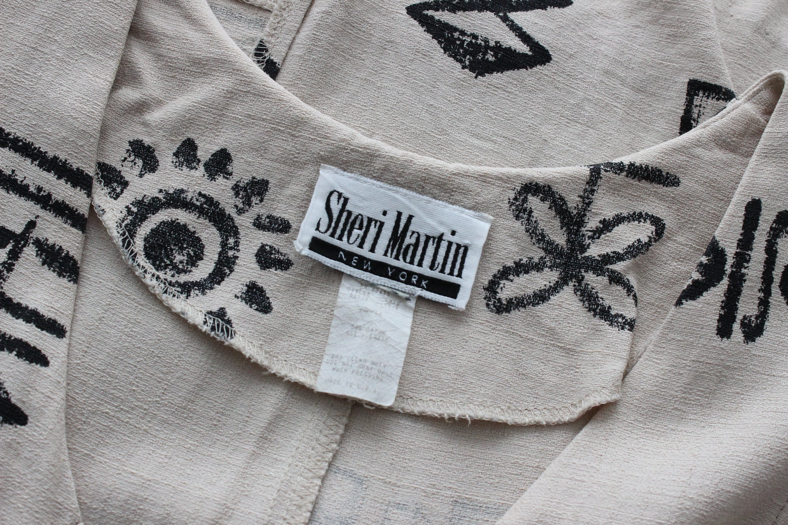 90s Abstract Print Relaxed Button Front Dress