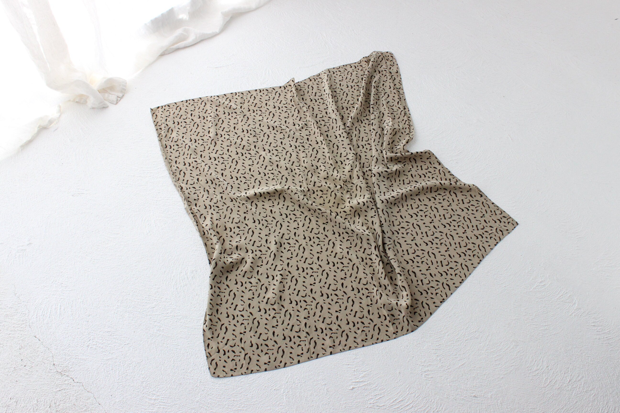 90s Pure Silk Abstract Squiggle Print Scarf